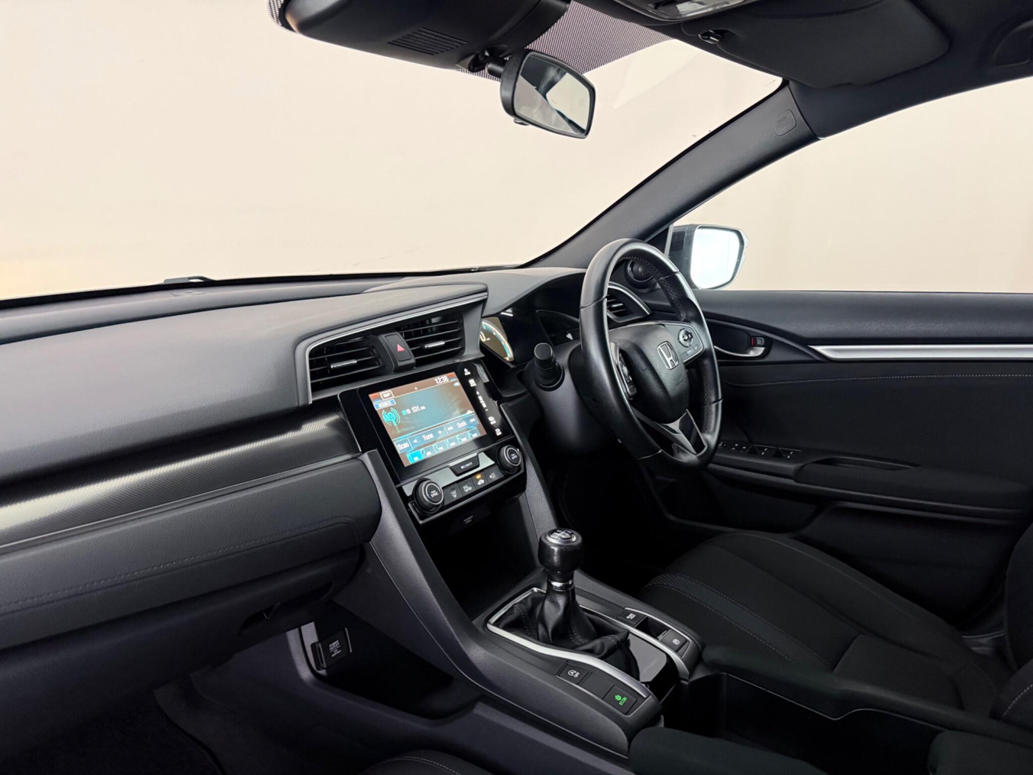 Honda Civic view 4