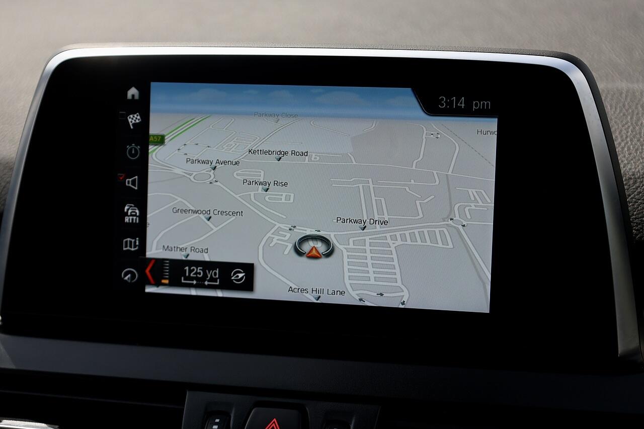 BMW 2 Series Active Tourer view 16