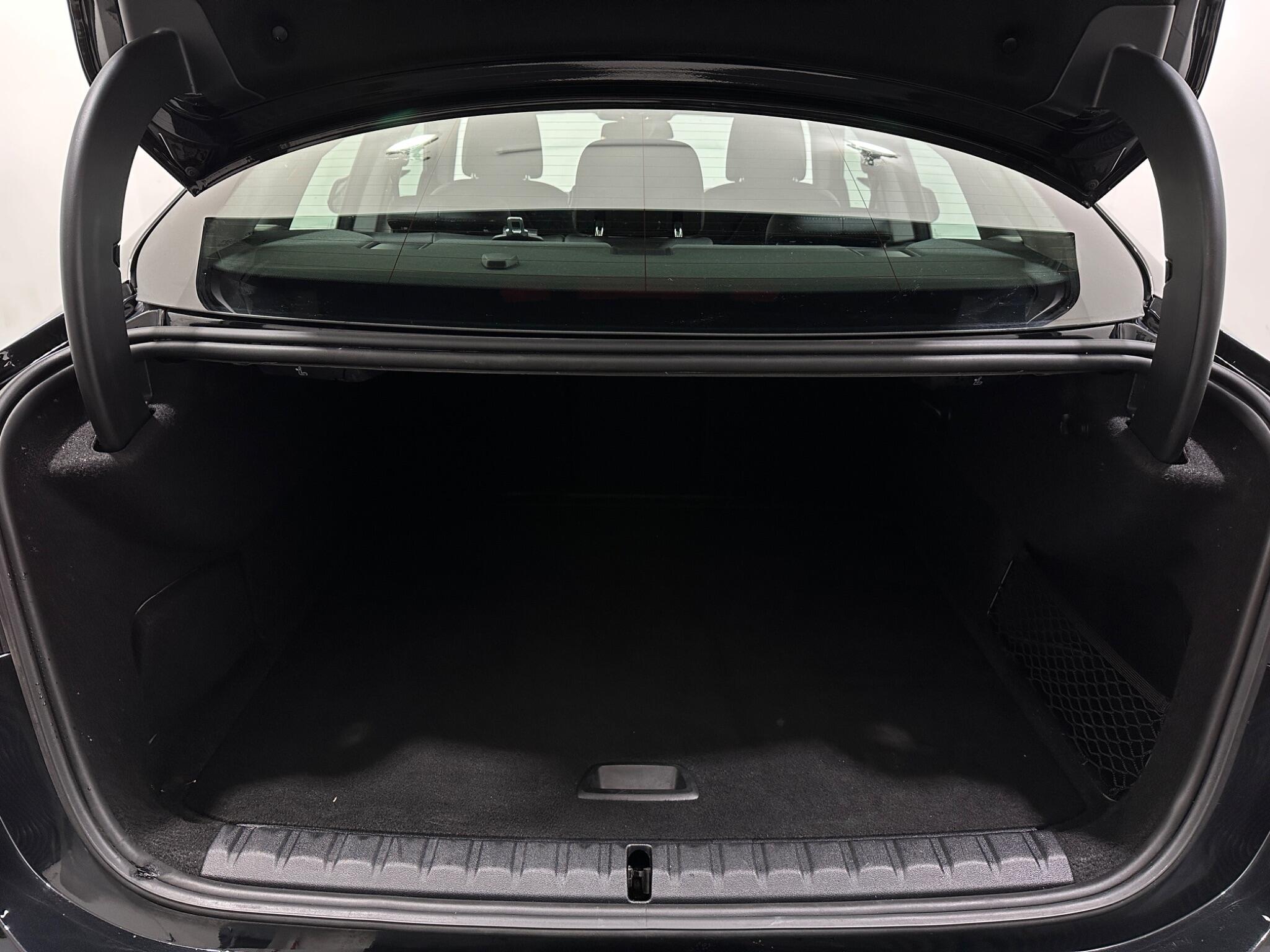 BMW 2 Series view 48