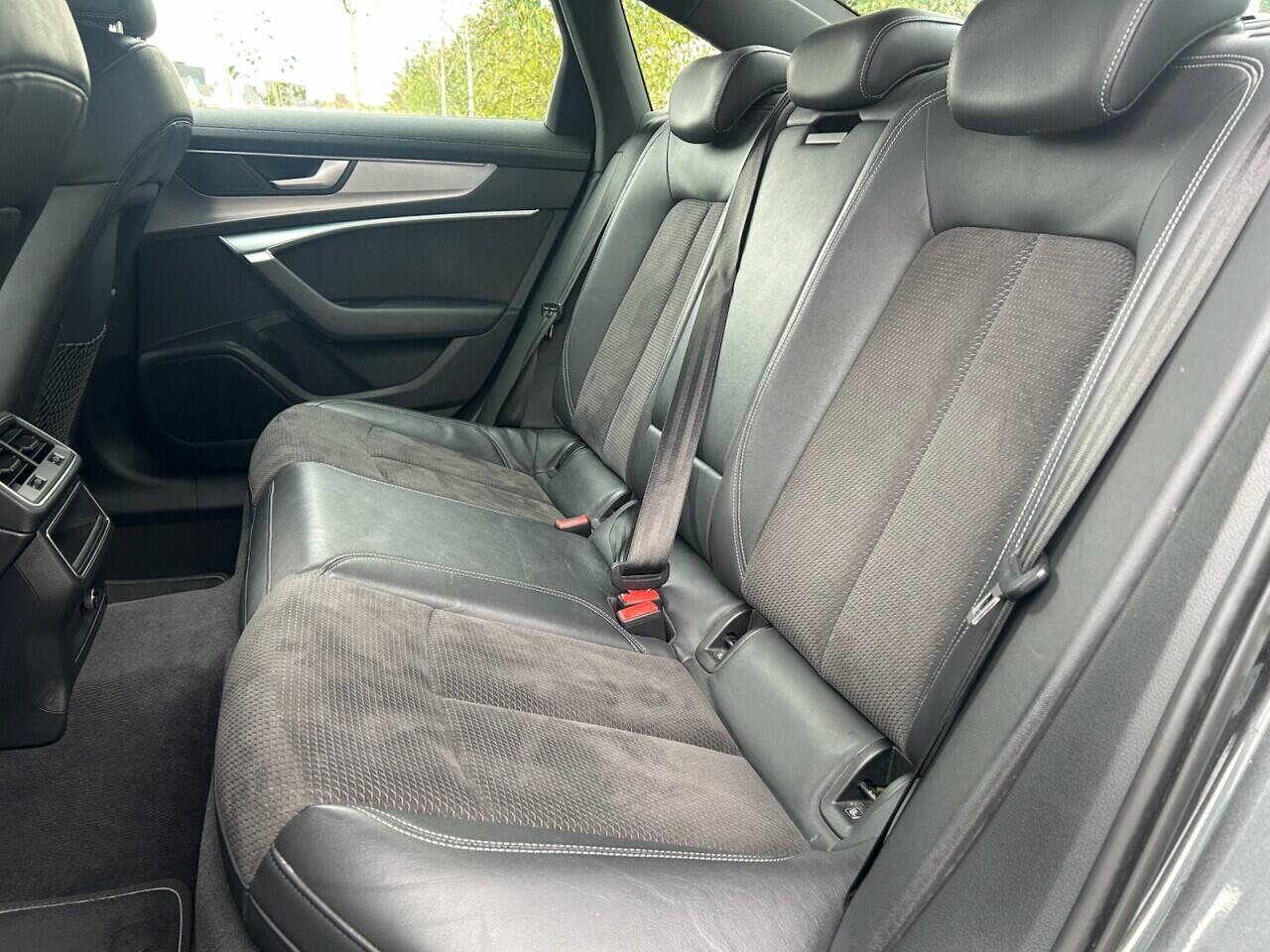 Audi A6 view 23