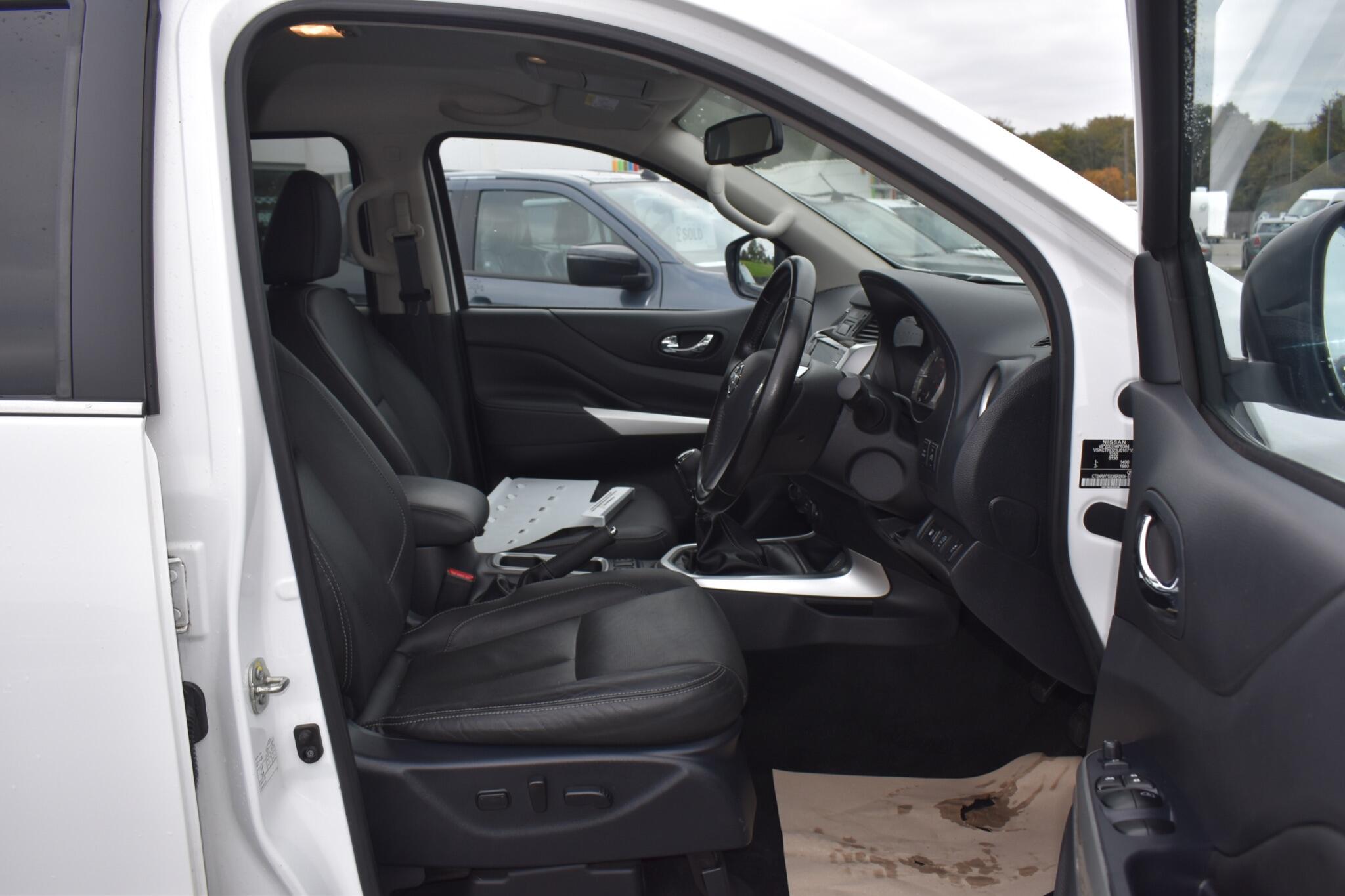 Navara - 2.3 dCi Tekna 4WD Euro 6 (s/s) 4dr - Image 47