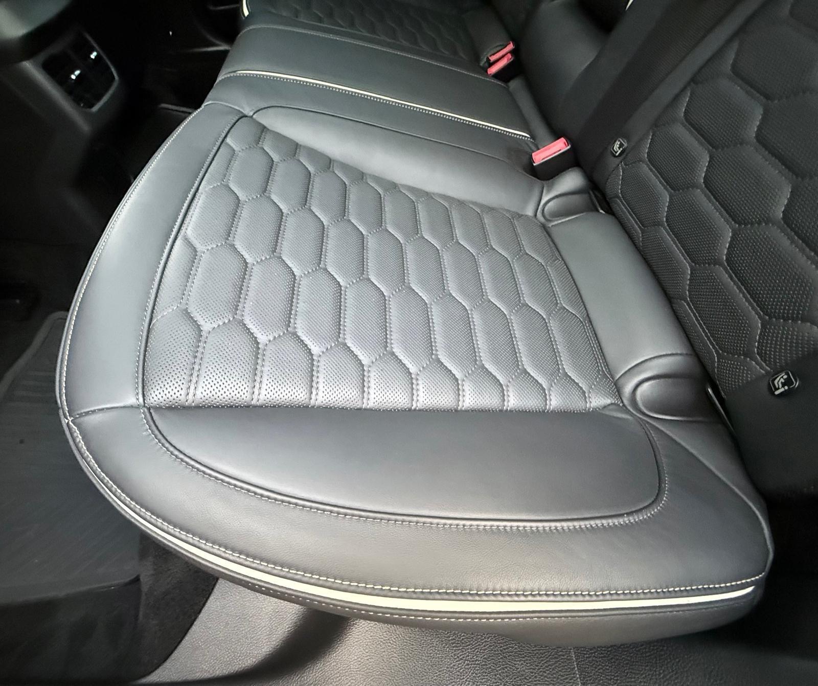 Ford Mondeo view 35
