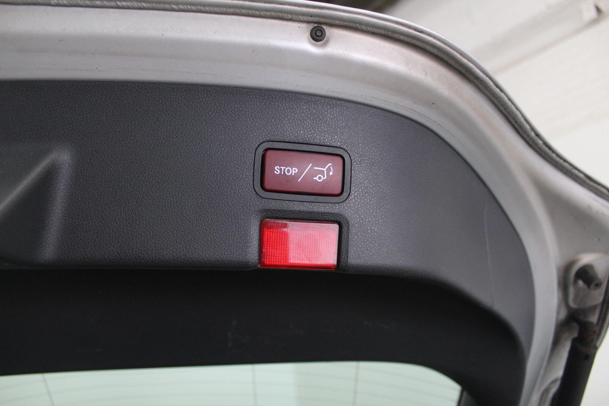 Mercedes-Benz CLA view 23