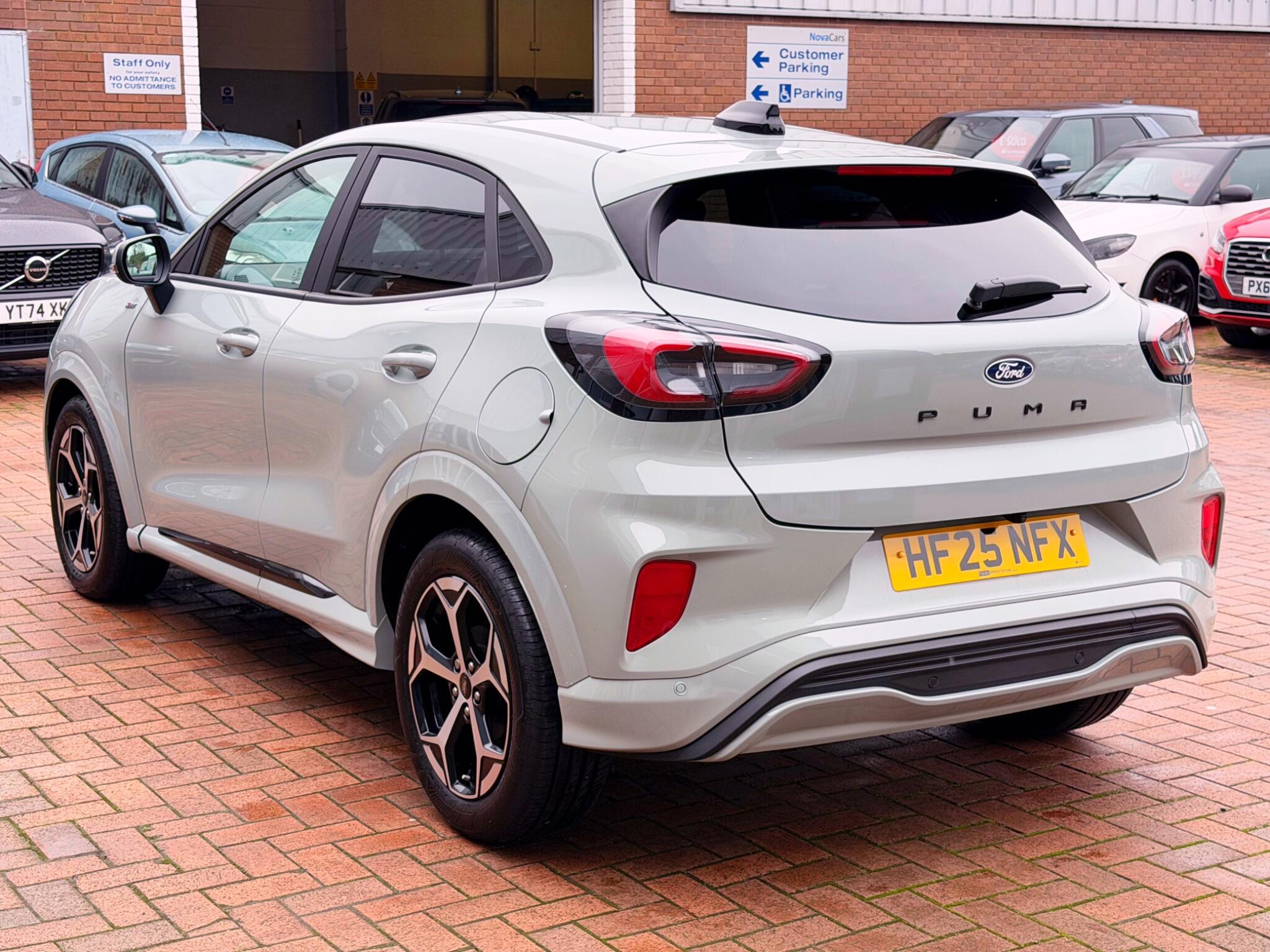 Ford Puma view 24