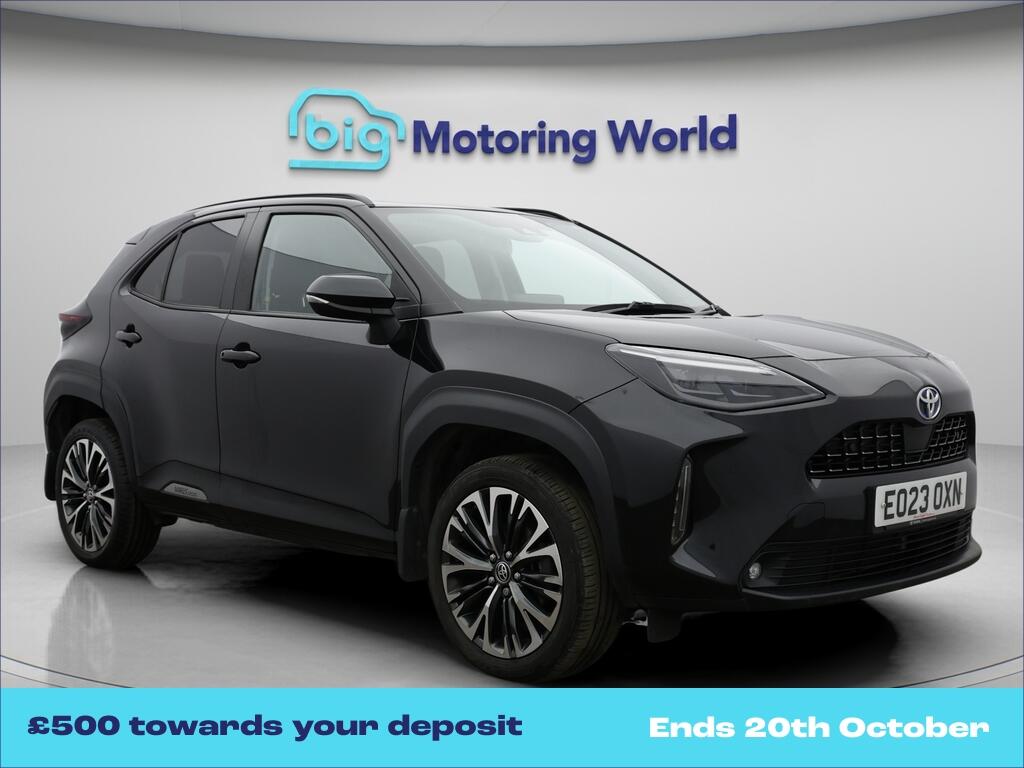 Black 2023 Toyota Yaris Cross Estate Front-wheel drive Automatic