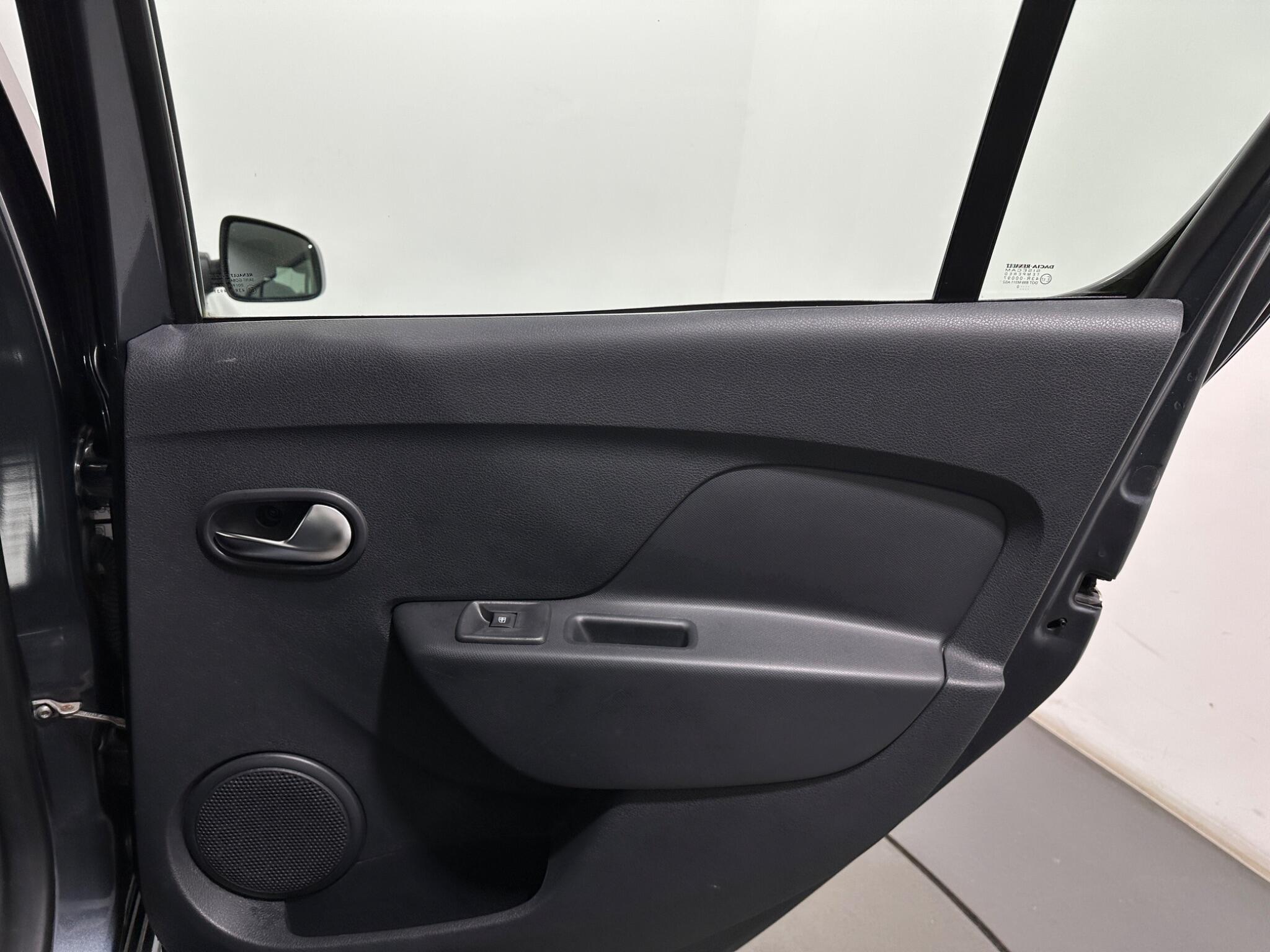 Dacia Sandero Stepway view 41