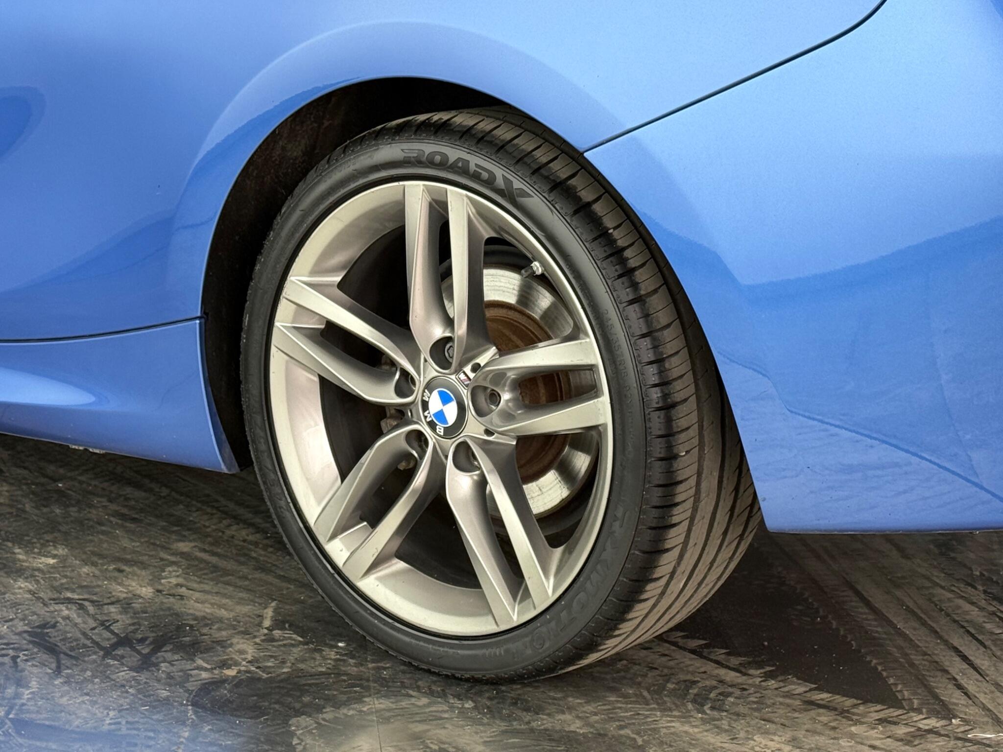 BMW 2 Series view 9