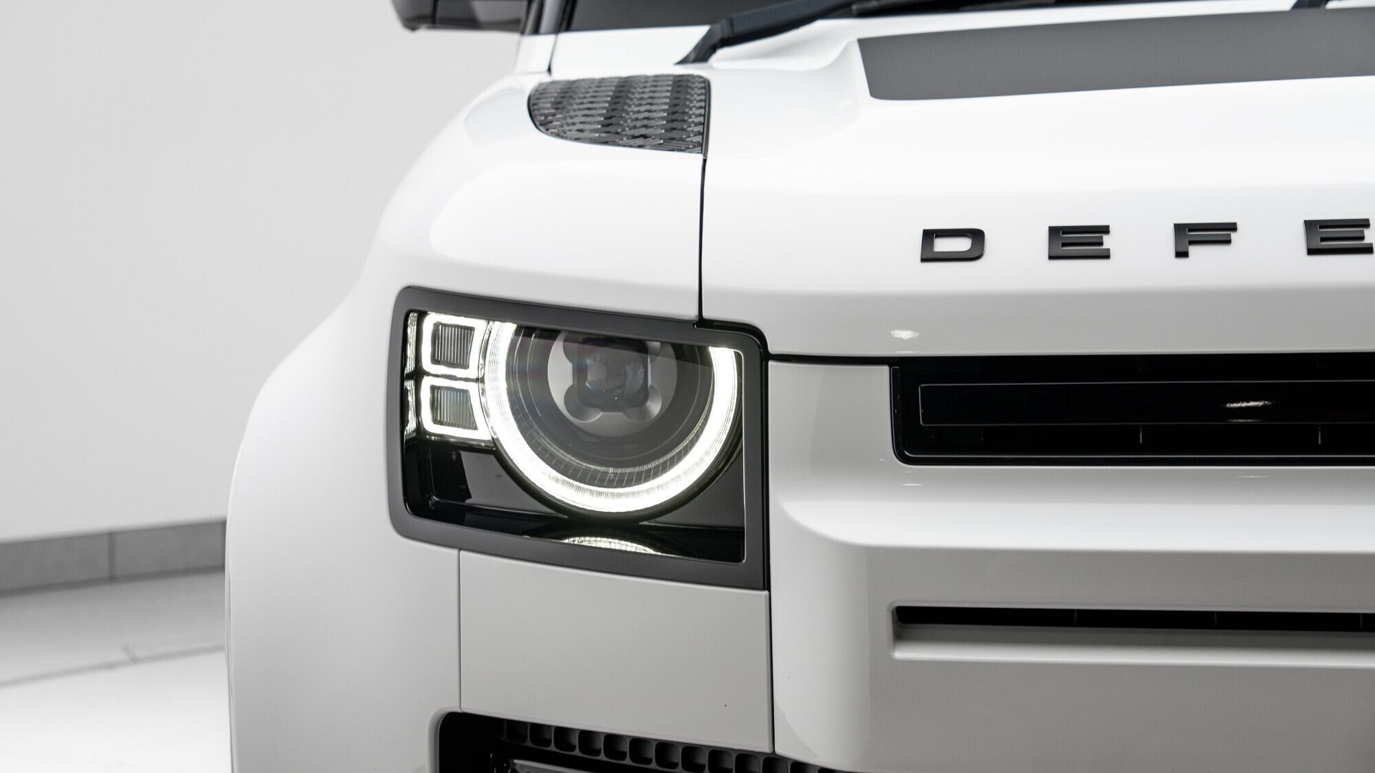Land Rover Defender view 8