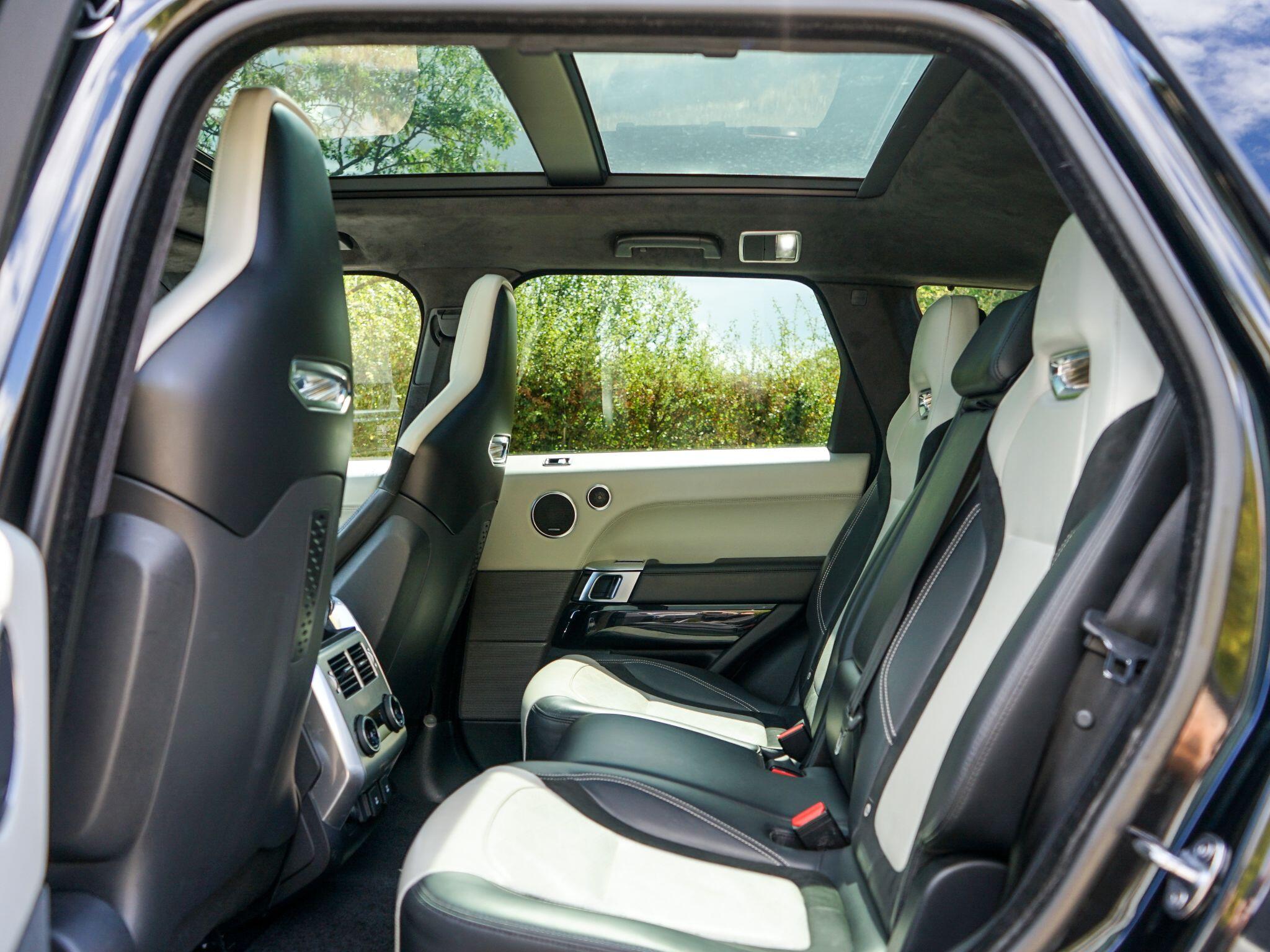 Land Rover Range Rover Sport view 13