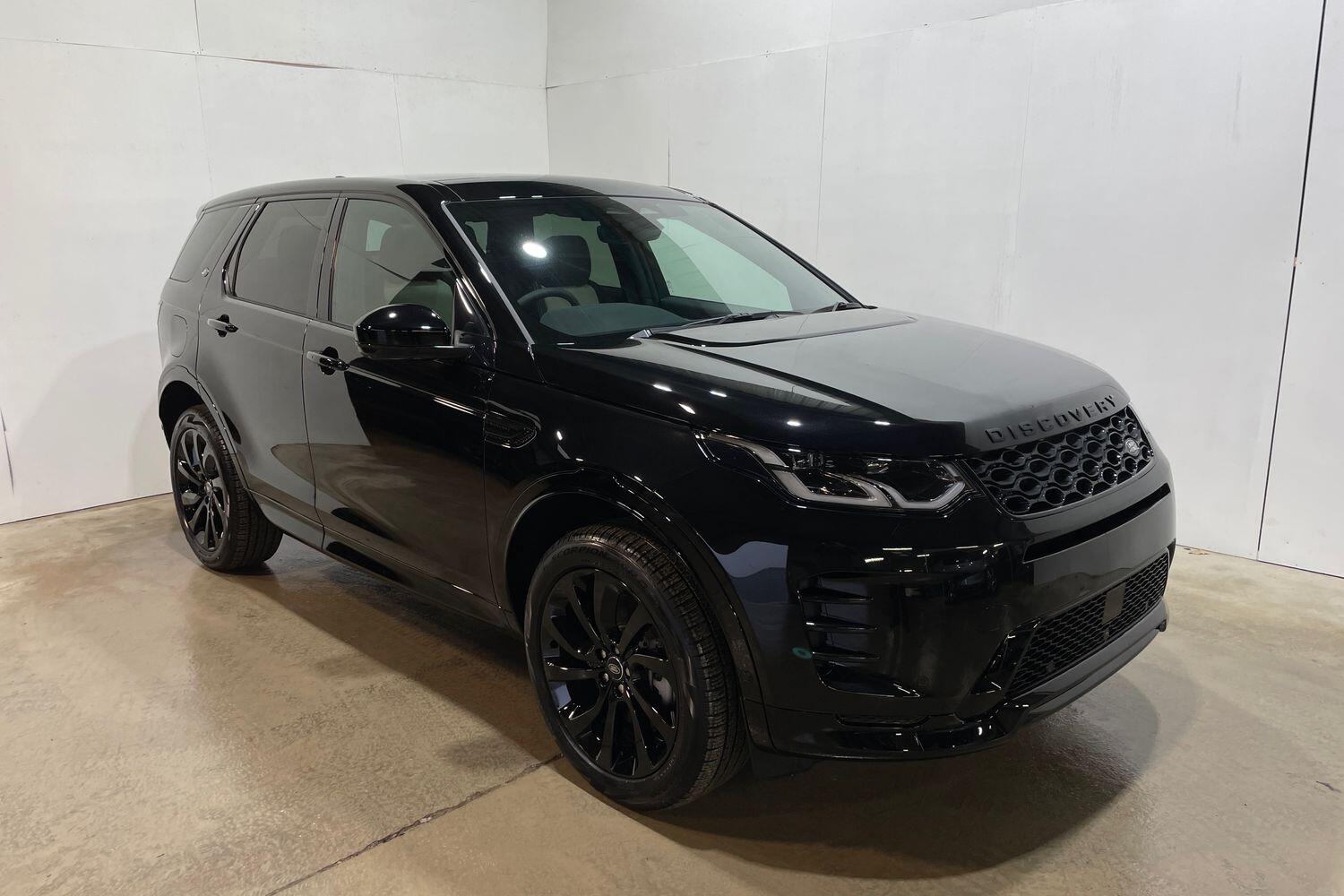 Land Rover Discovery Sport view 31