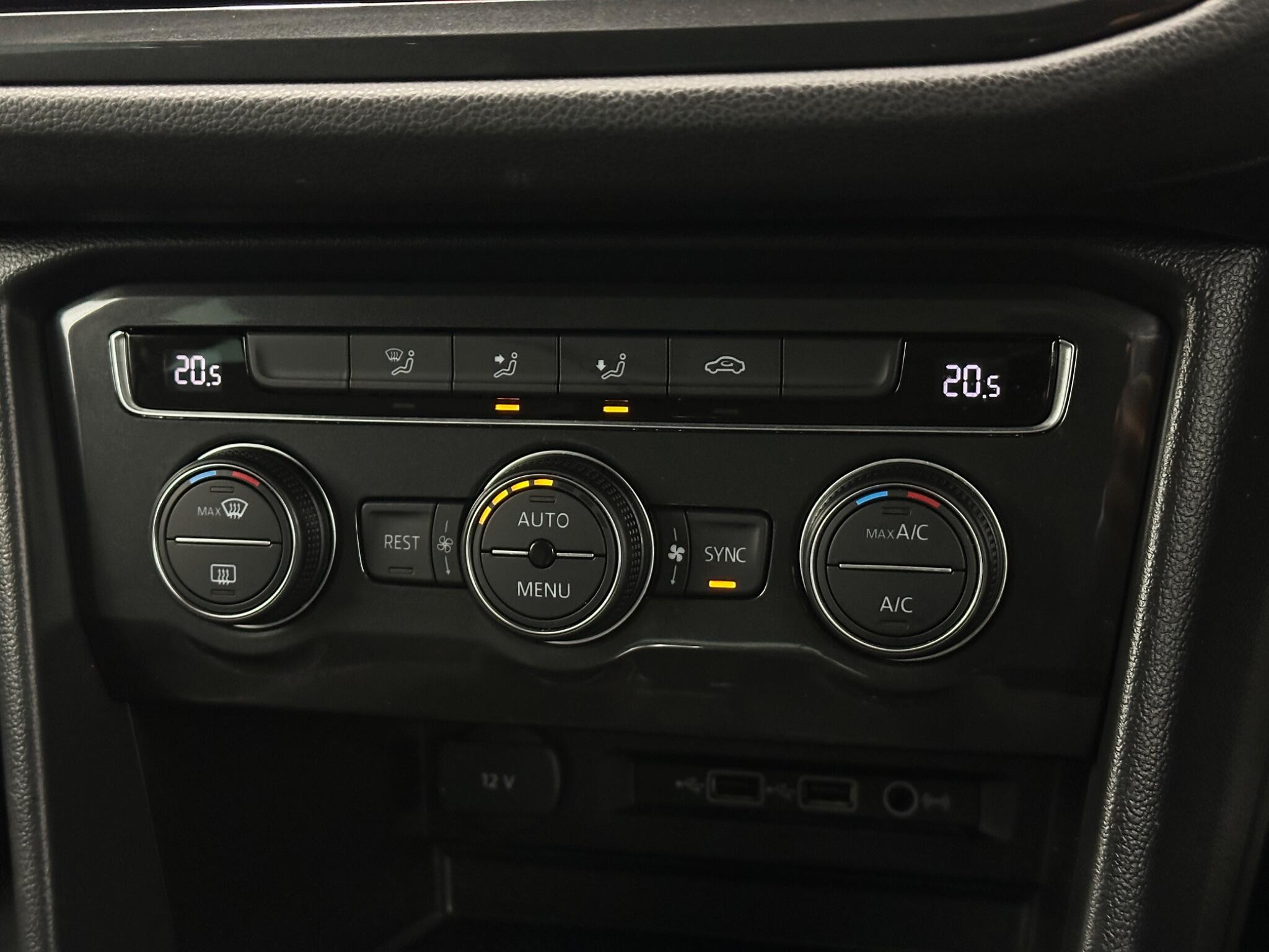 Volkswagen Tiguan view 22