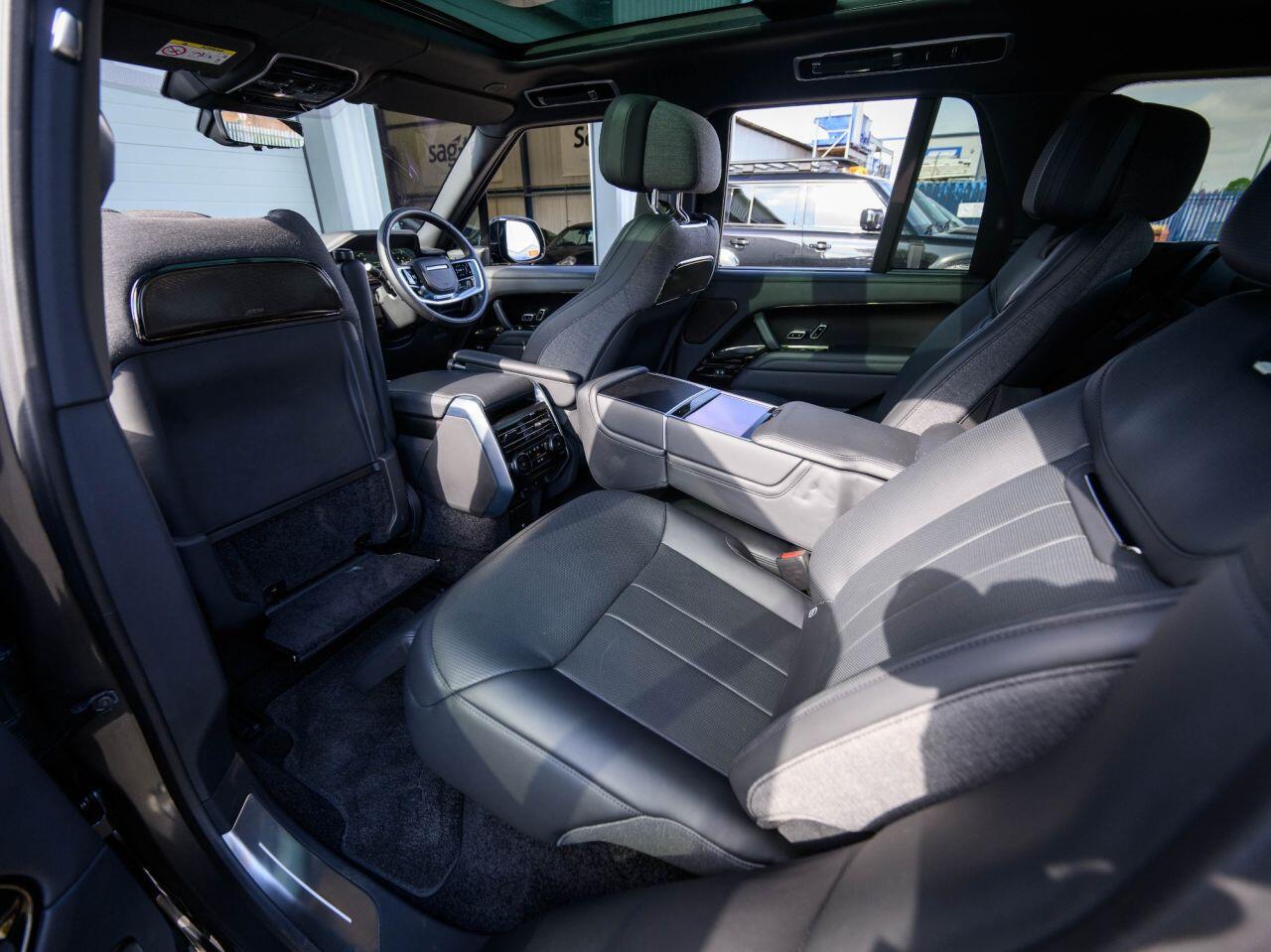 Land Rover Range Rover view 22