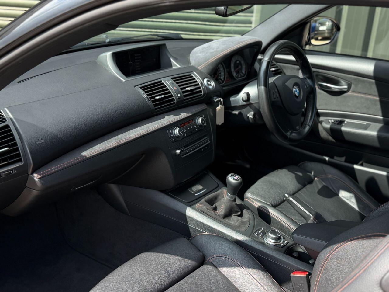 BMW 1 Series view 29