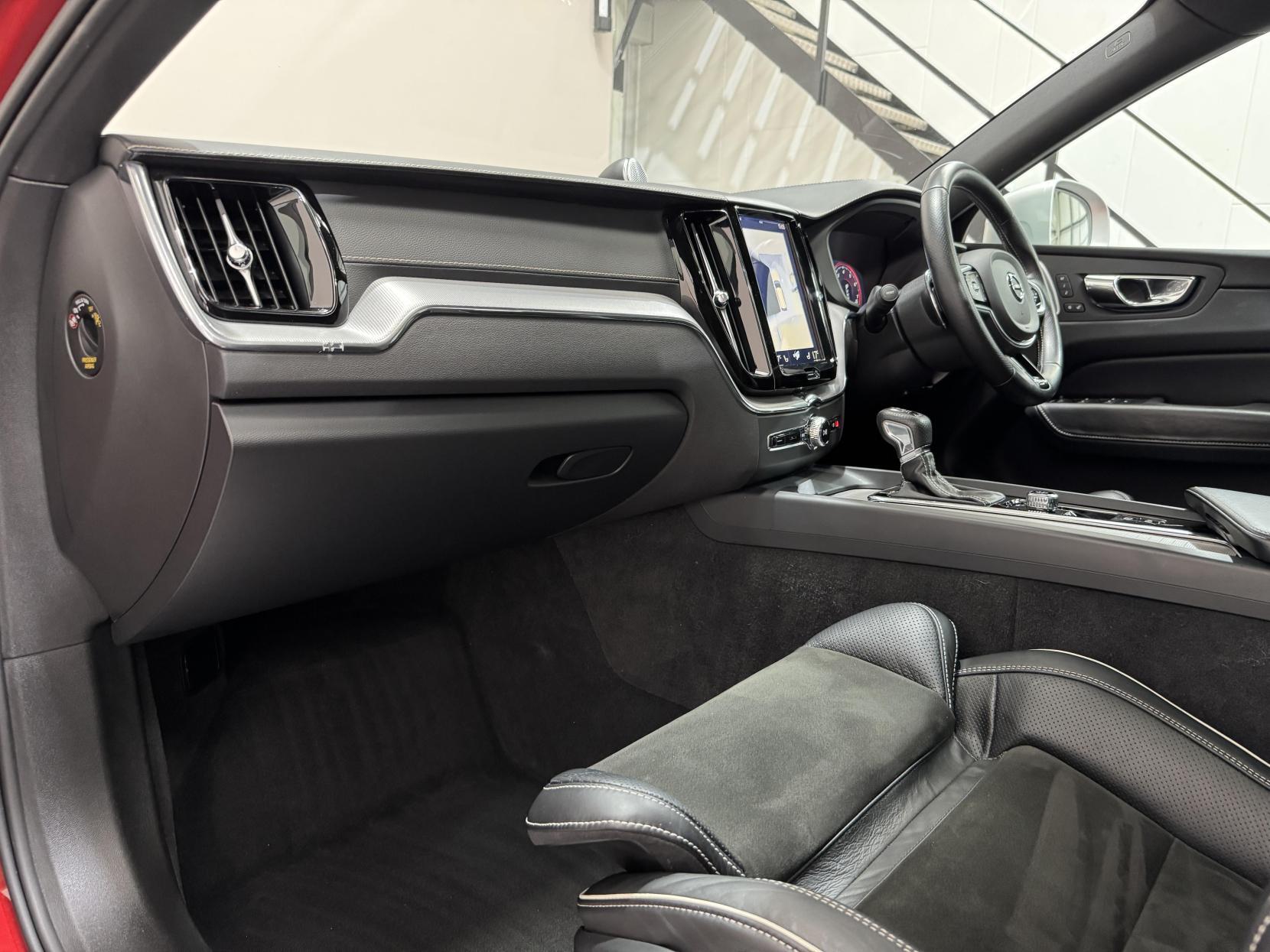 Volvo XC60 view 53