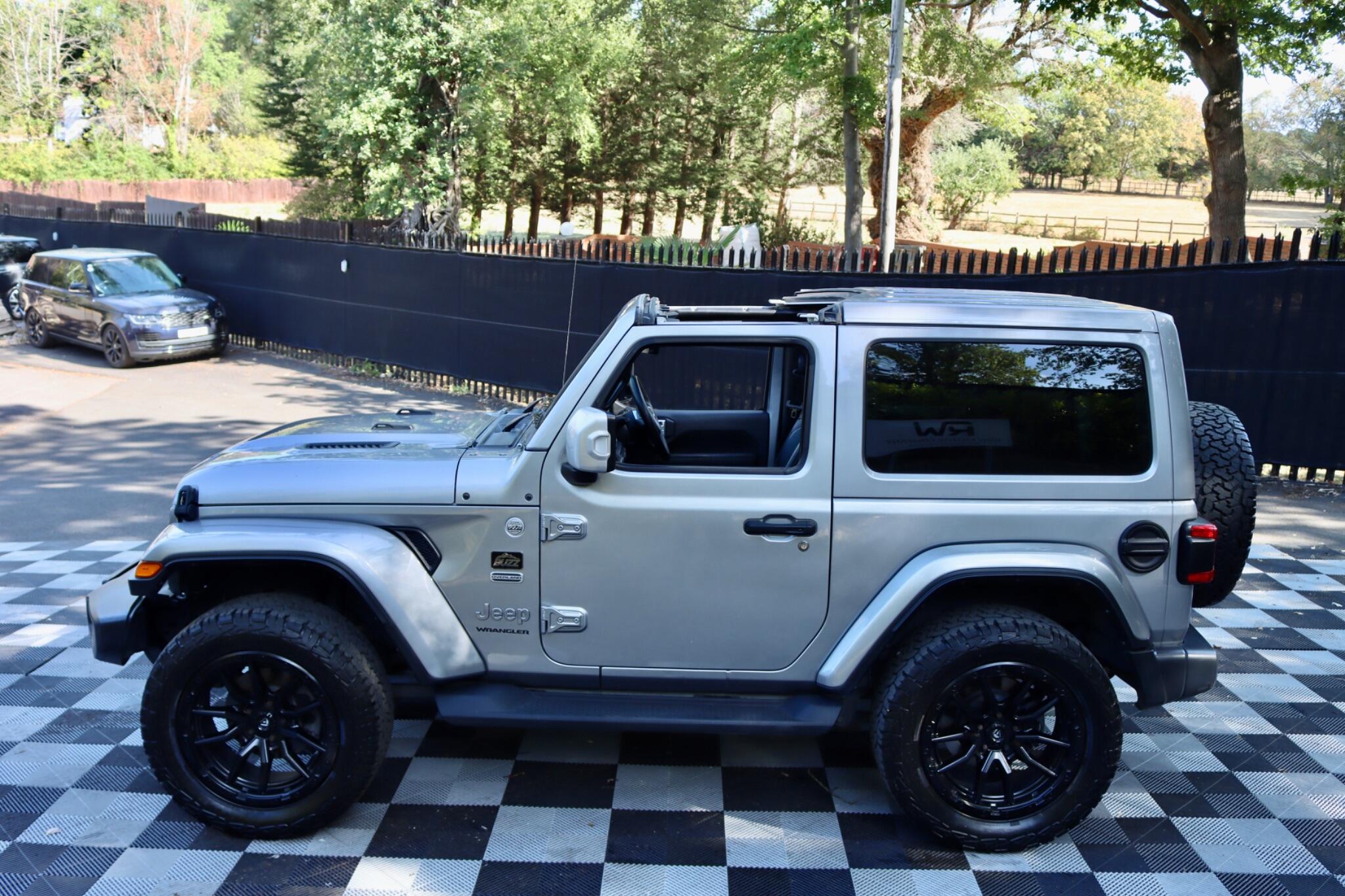 Jeep Wrangler view 60
