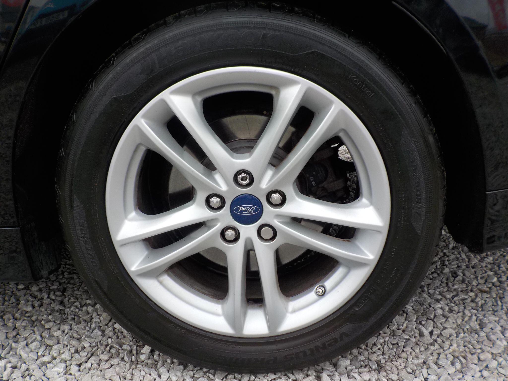 Ford Mondeo 2.0 TDCi Titanium Euro 6 (s/s) 5dr