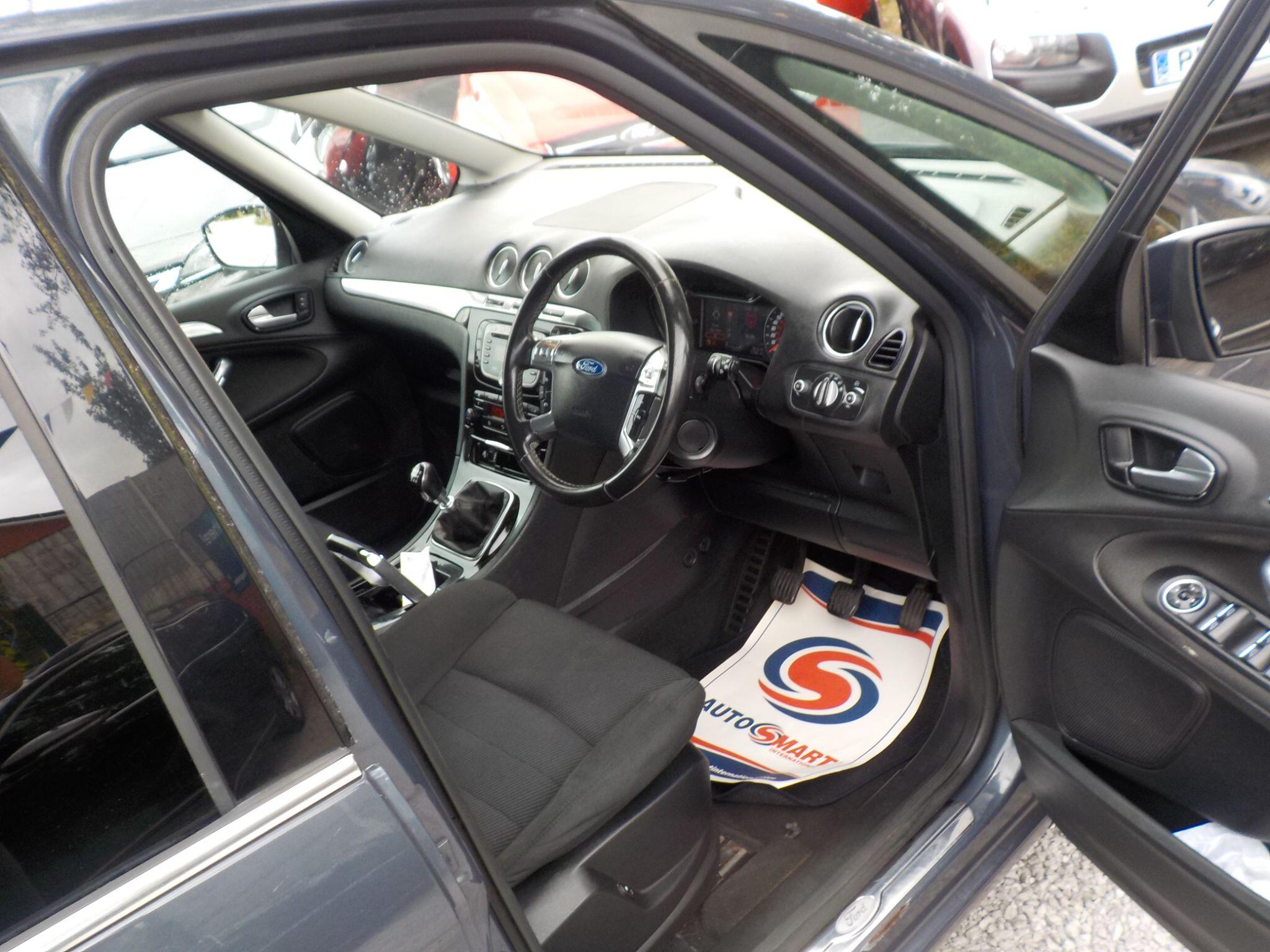 Ford Galaxy 2.0 TDCi Titanium Euro 5 5dr