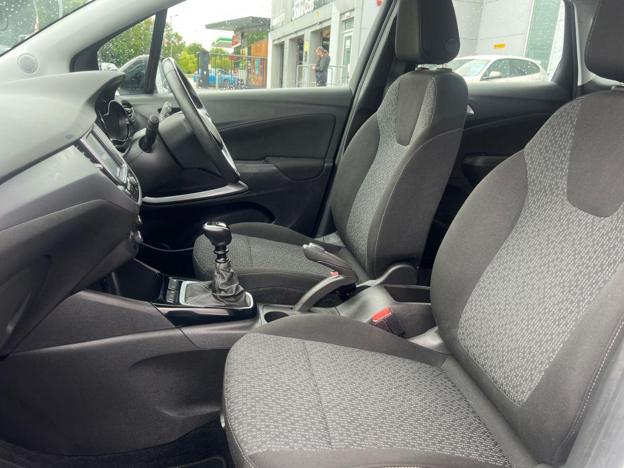 Vauxhall Crossland view 8