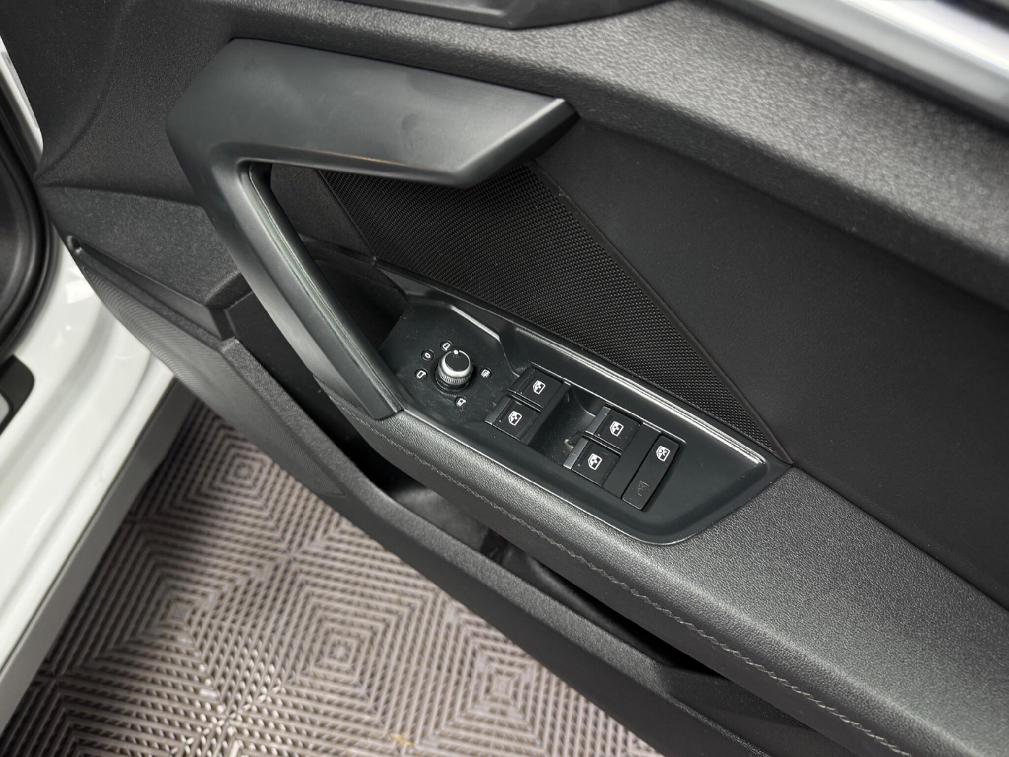 Audi A3 view 32