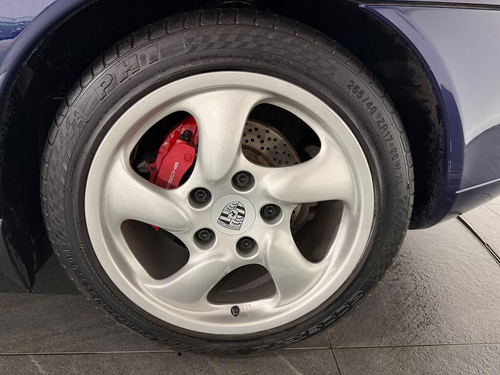 Porsche Boxster view 36