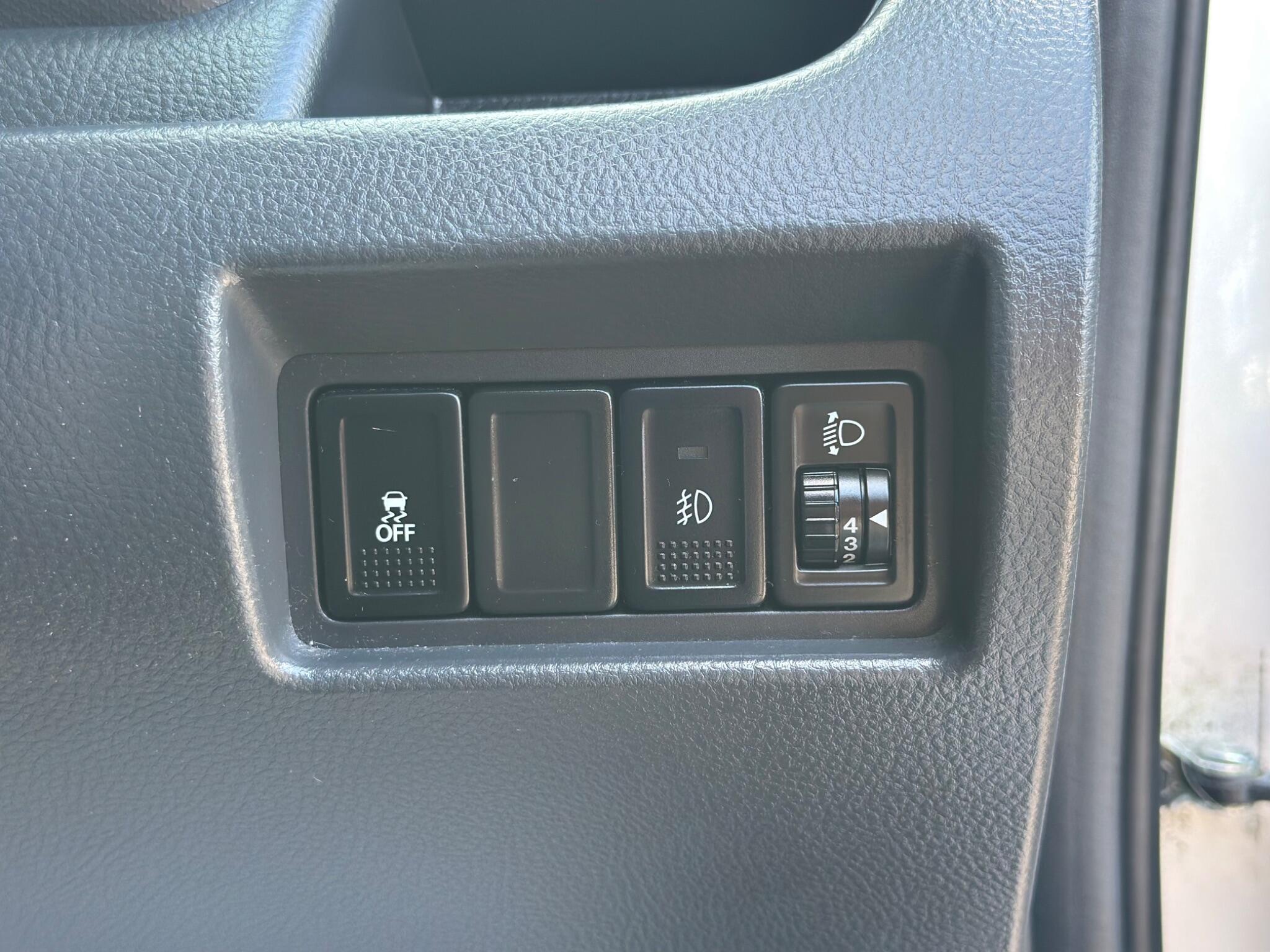 Suzuki Swift view 40