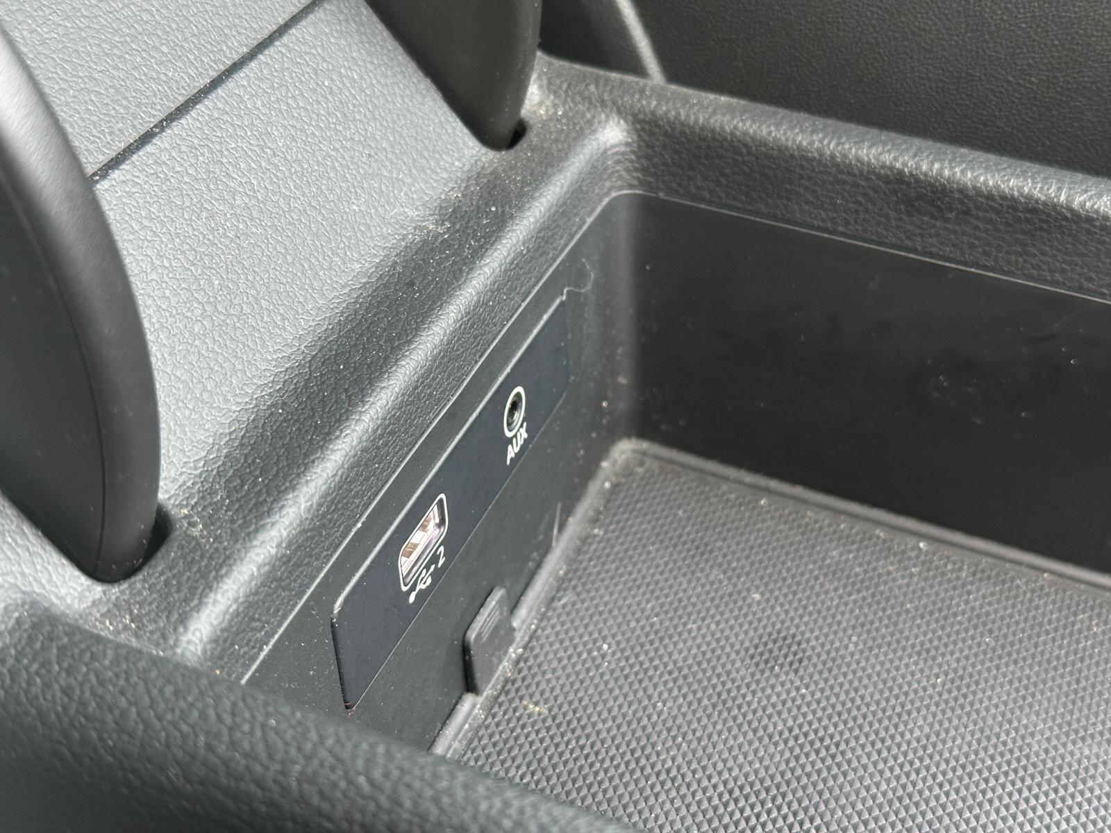 Audi A4 view 25