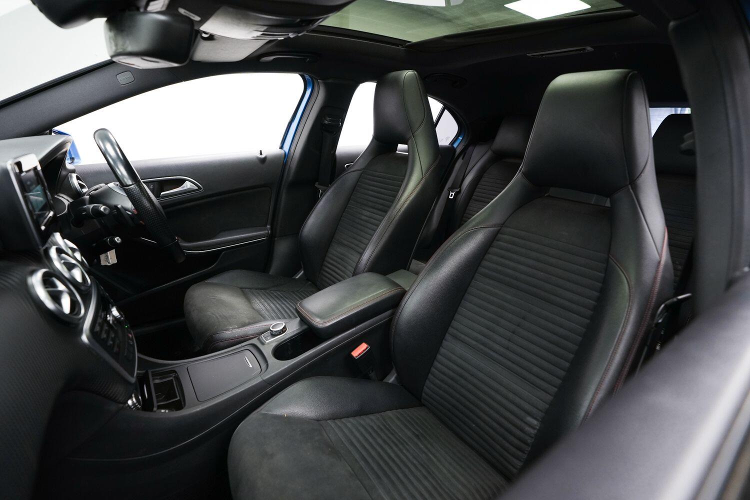 Mercedes-Benz A Class view 23