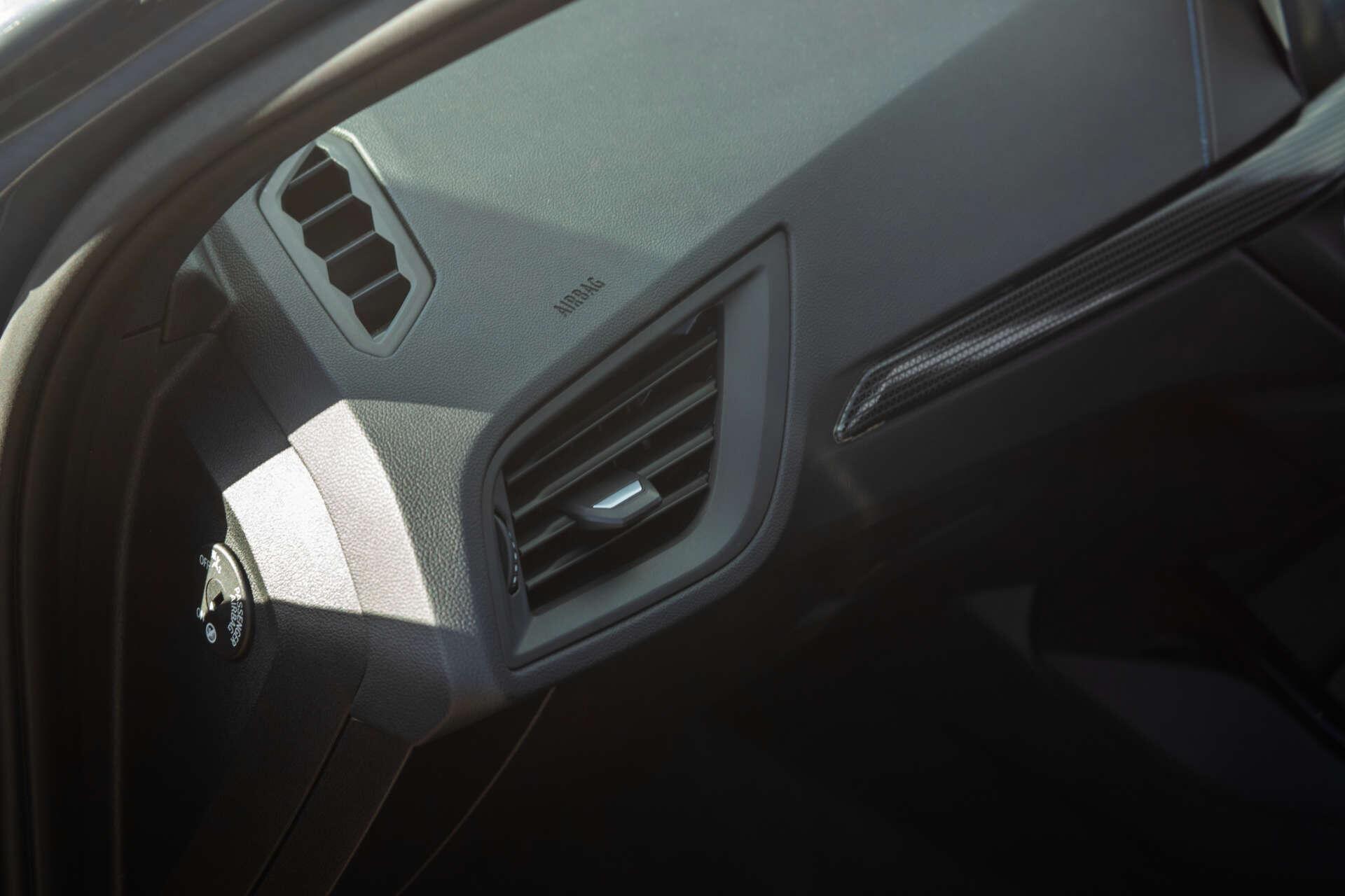 BMW 1 Series view 66
