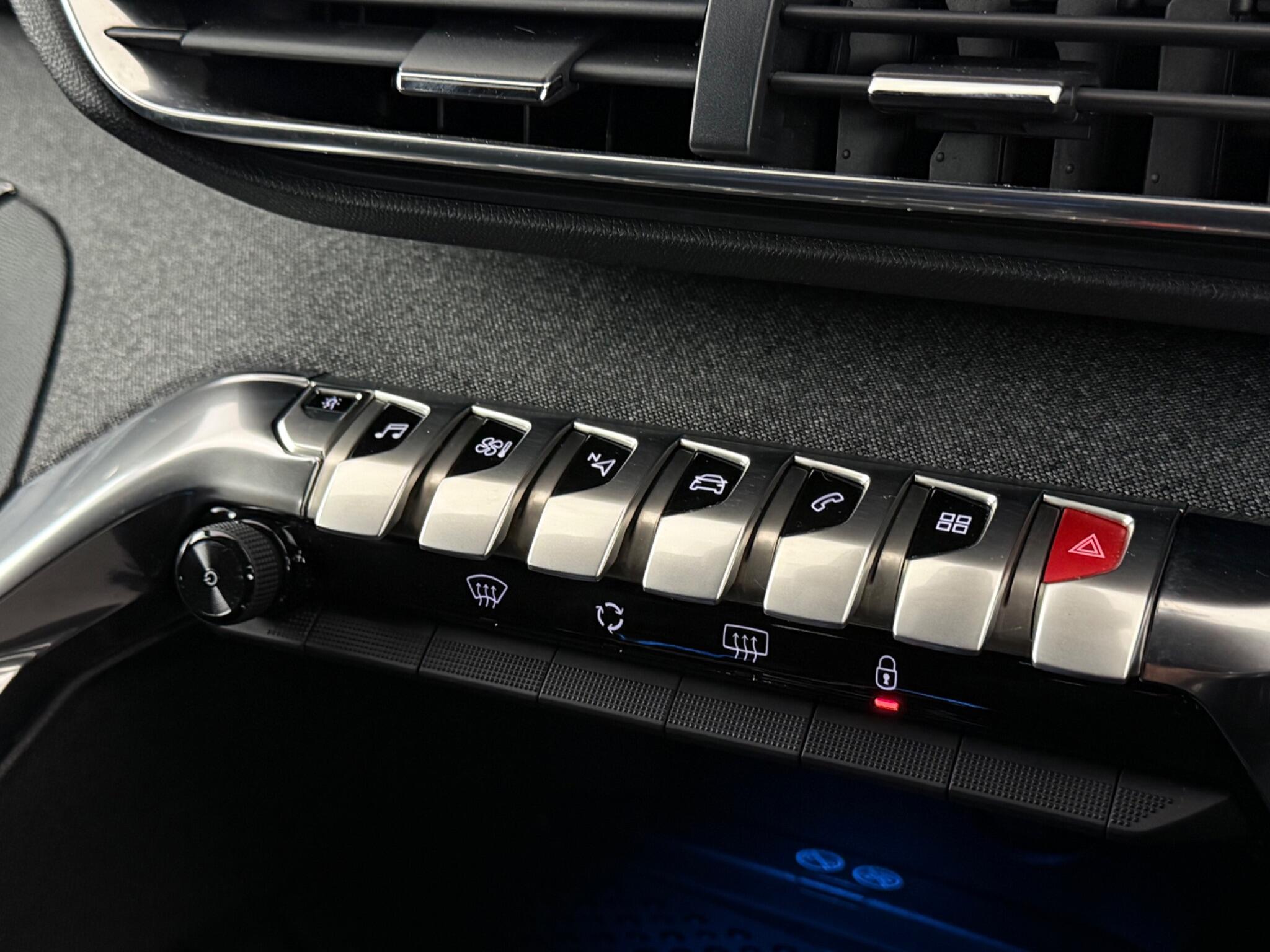 Peugeot 3008 view 20