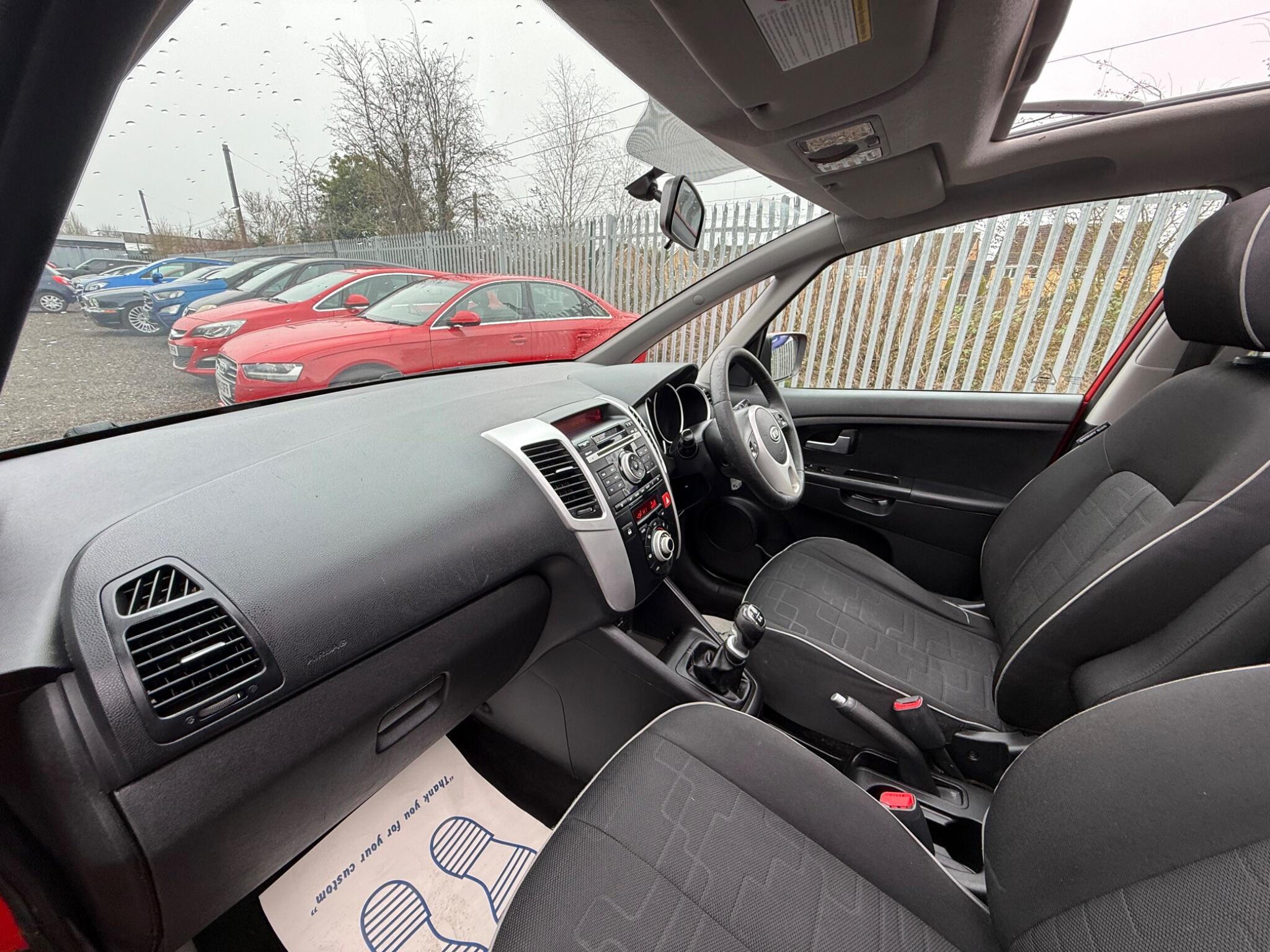 2010 Kia Venga image 33