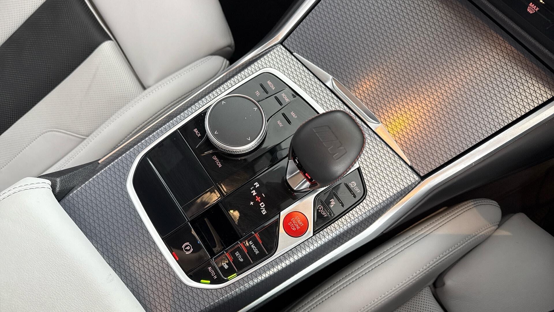 BMW M4 view 10