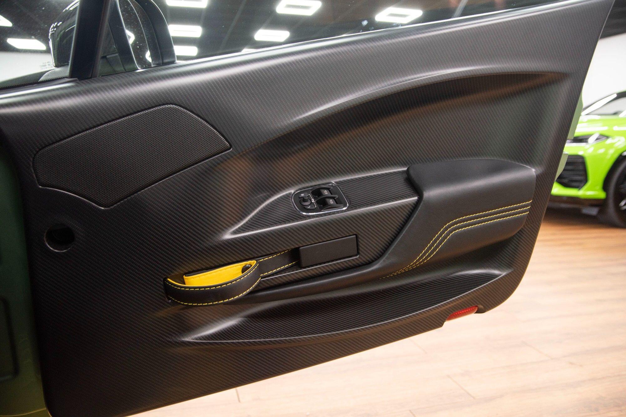 Aston Martin Vantage view 28