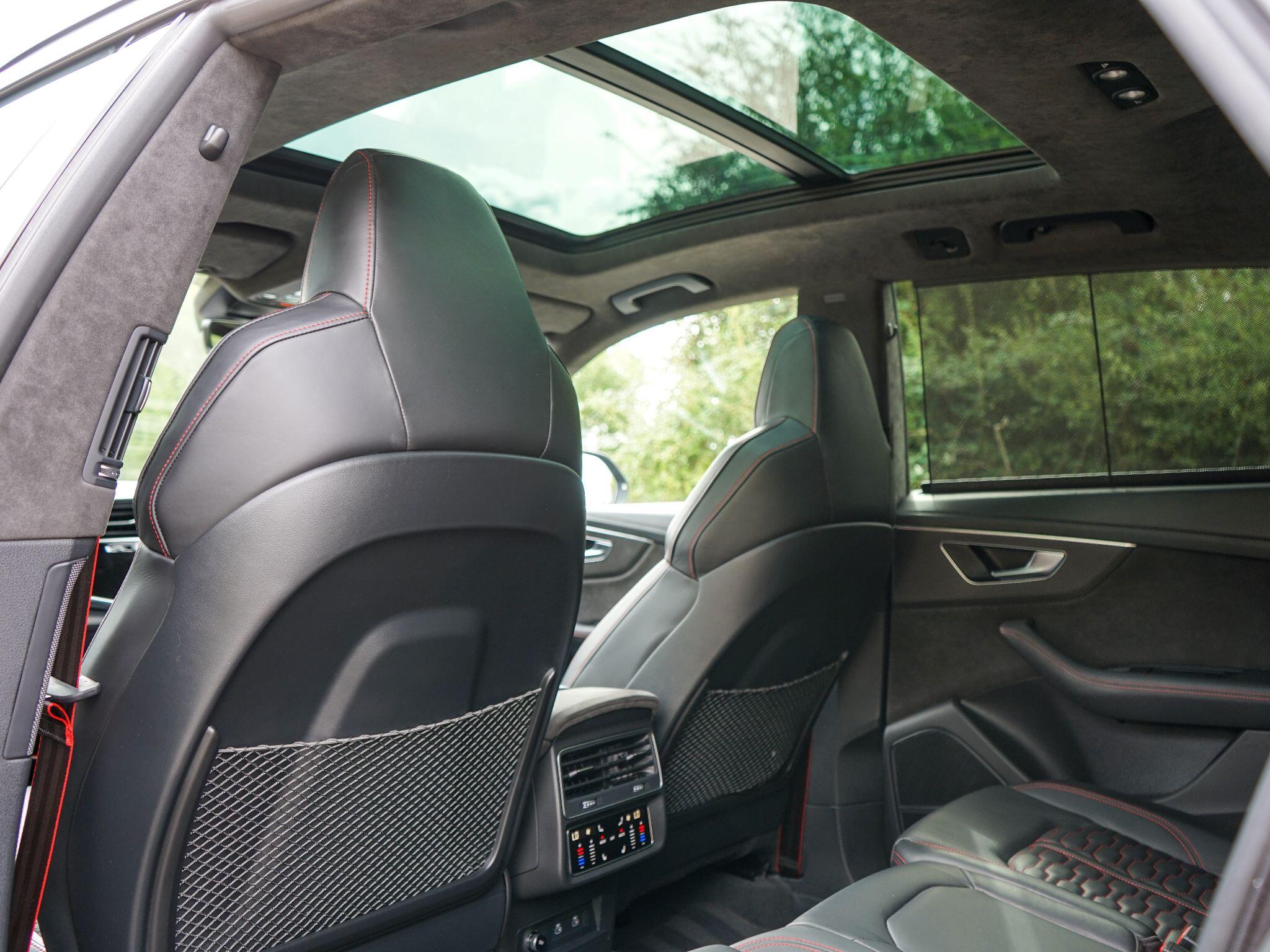 Audi RSQ8 view 15