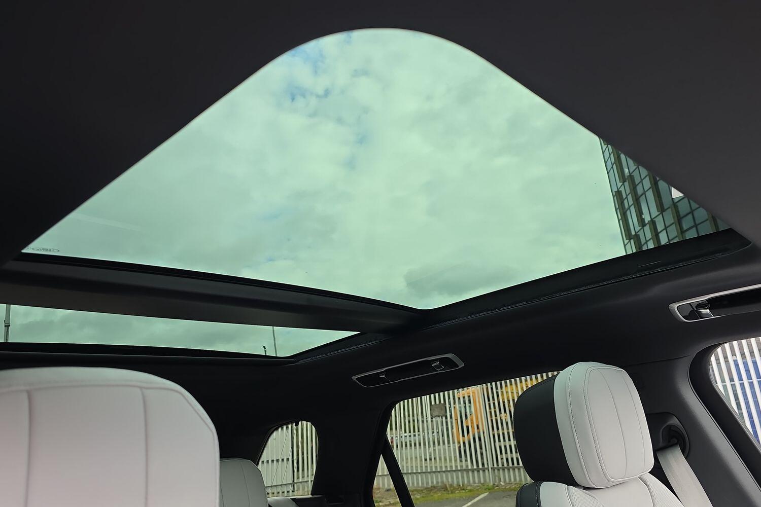 Land Rover Range Rover Sport view 15