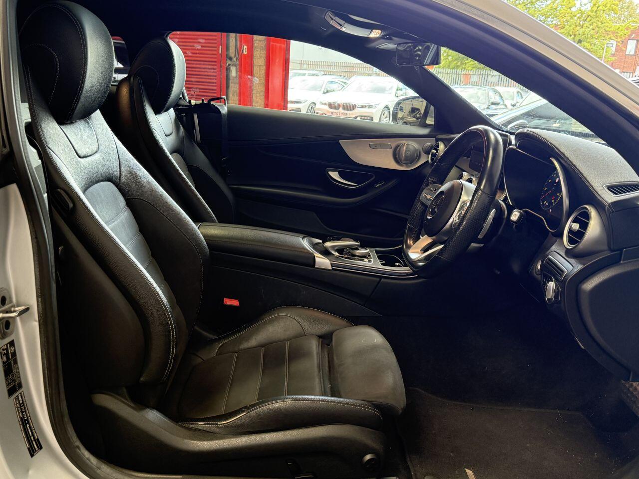 Mercedes-Benz C Class view 31