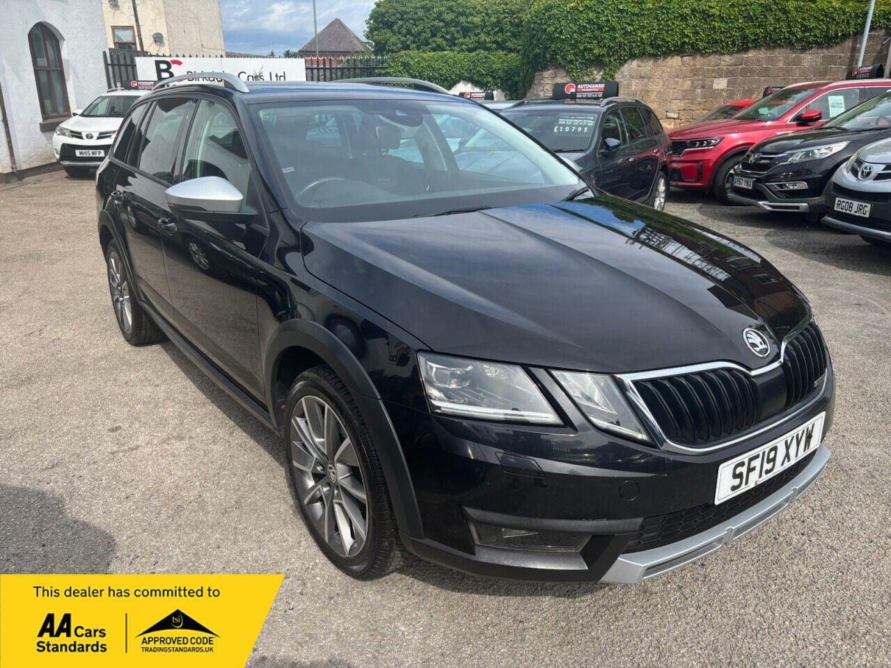 Skoda Octavia main image