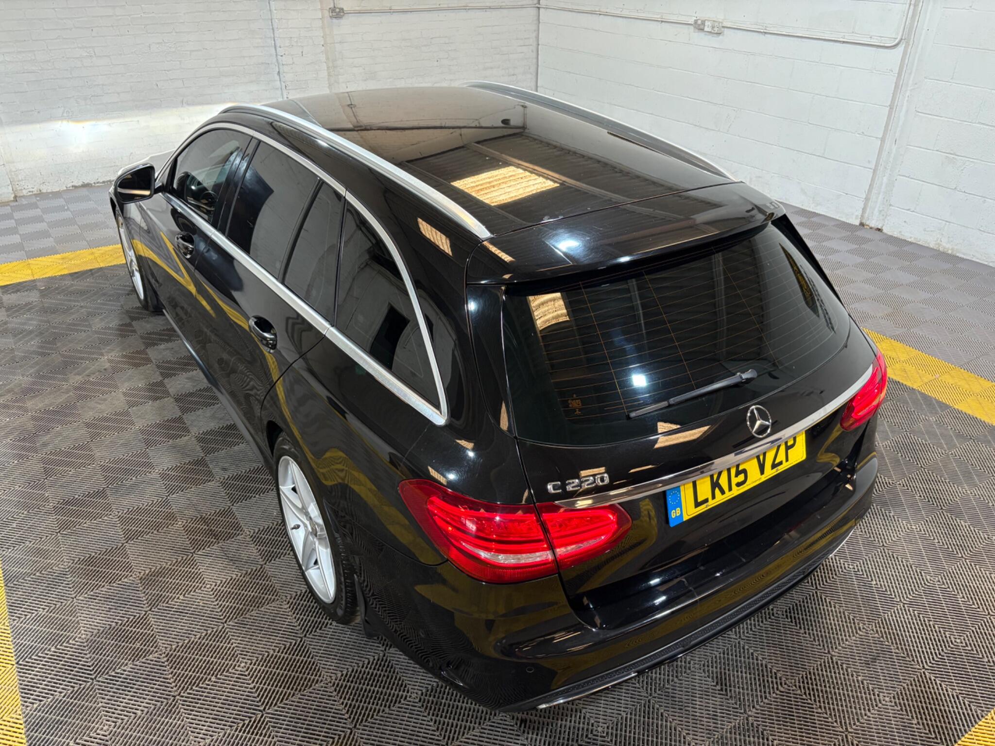 Mercedes-Benz C Class view 11