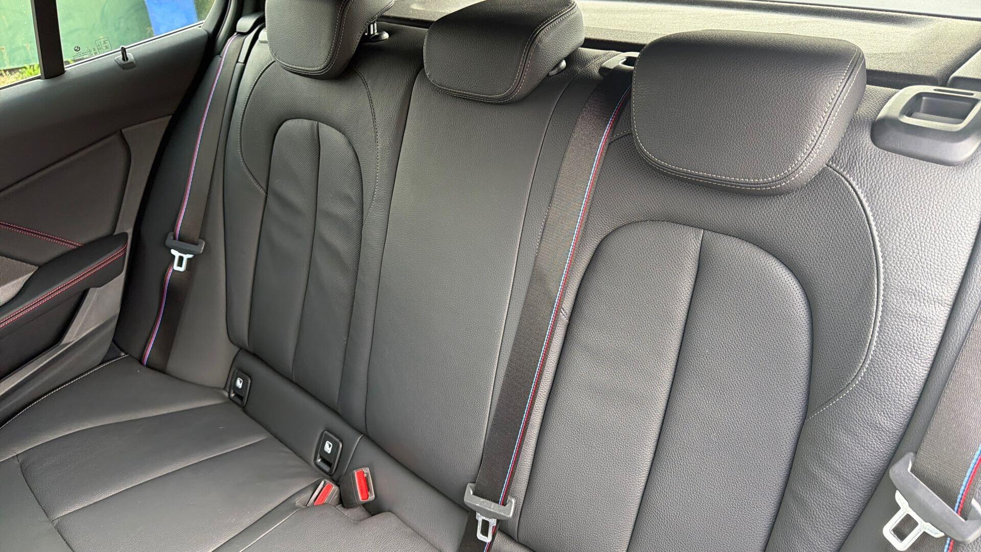 BMW 1 Series view 12