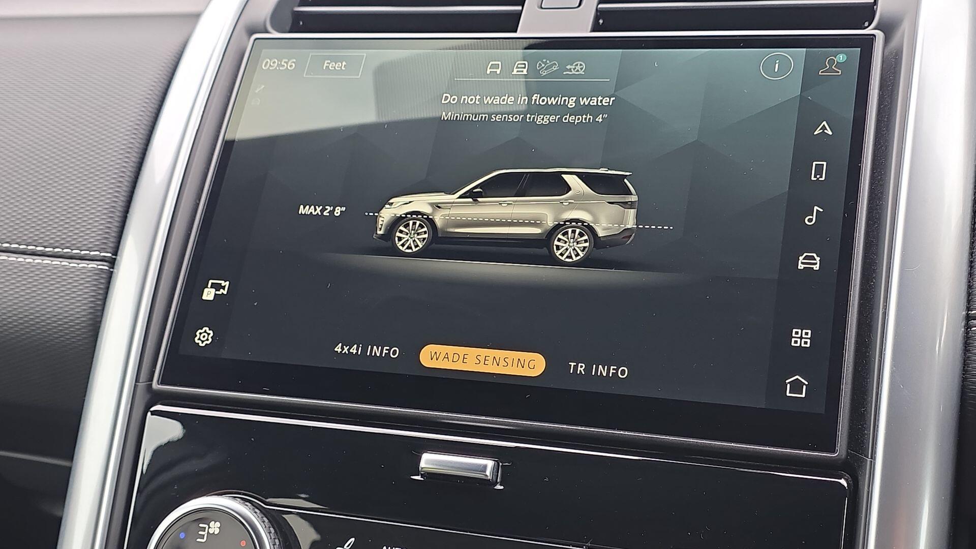 Land Rover Discovery view 42
