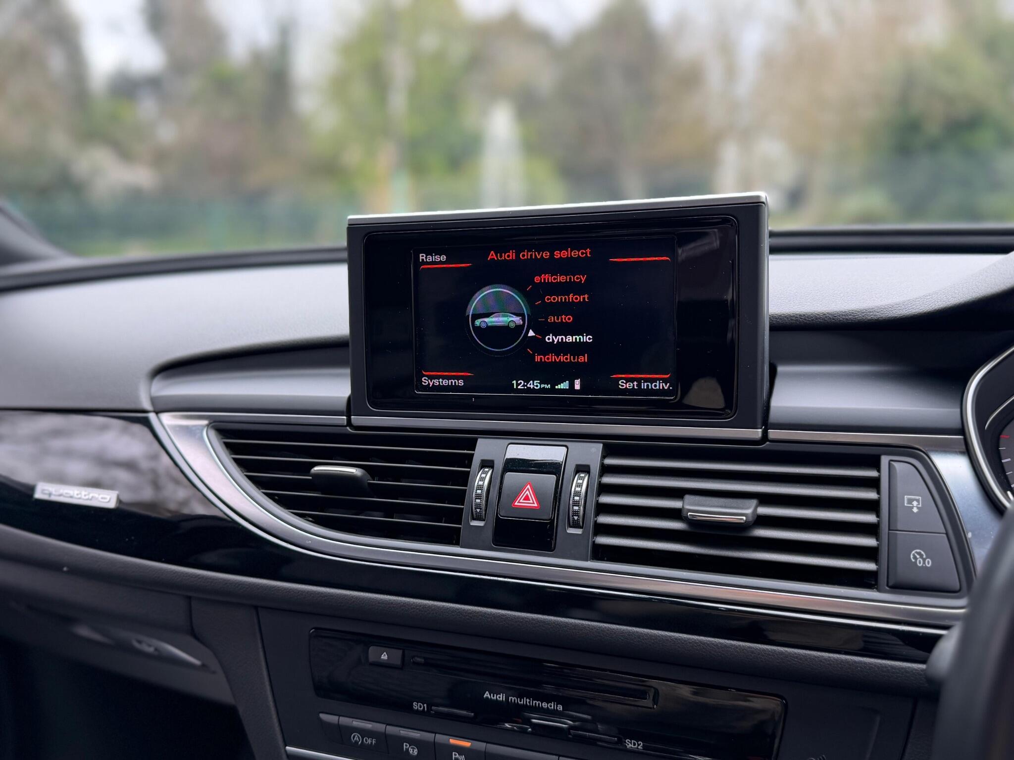 Audi S6 view 26