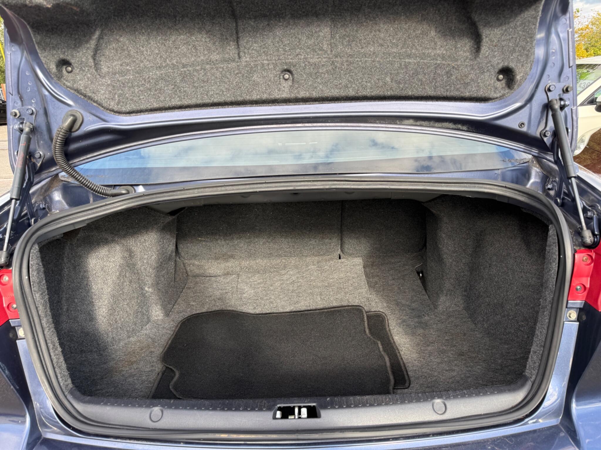 Mitsubishi Lancer - Image 38