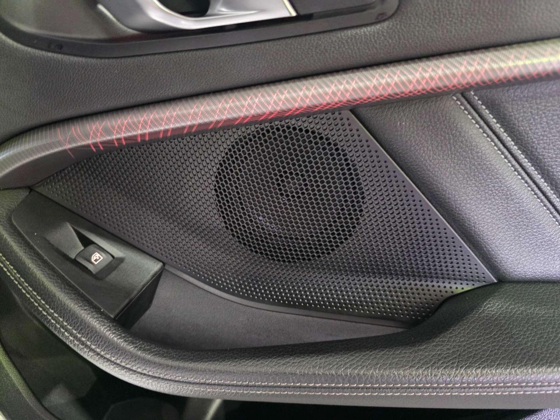 BMW 1 Series view 37