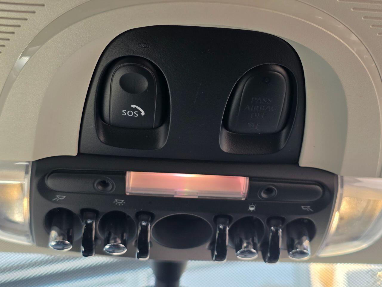 Mini Cooper view 74