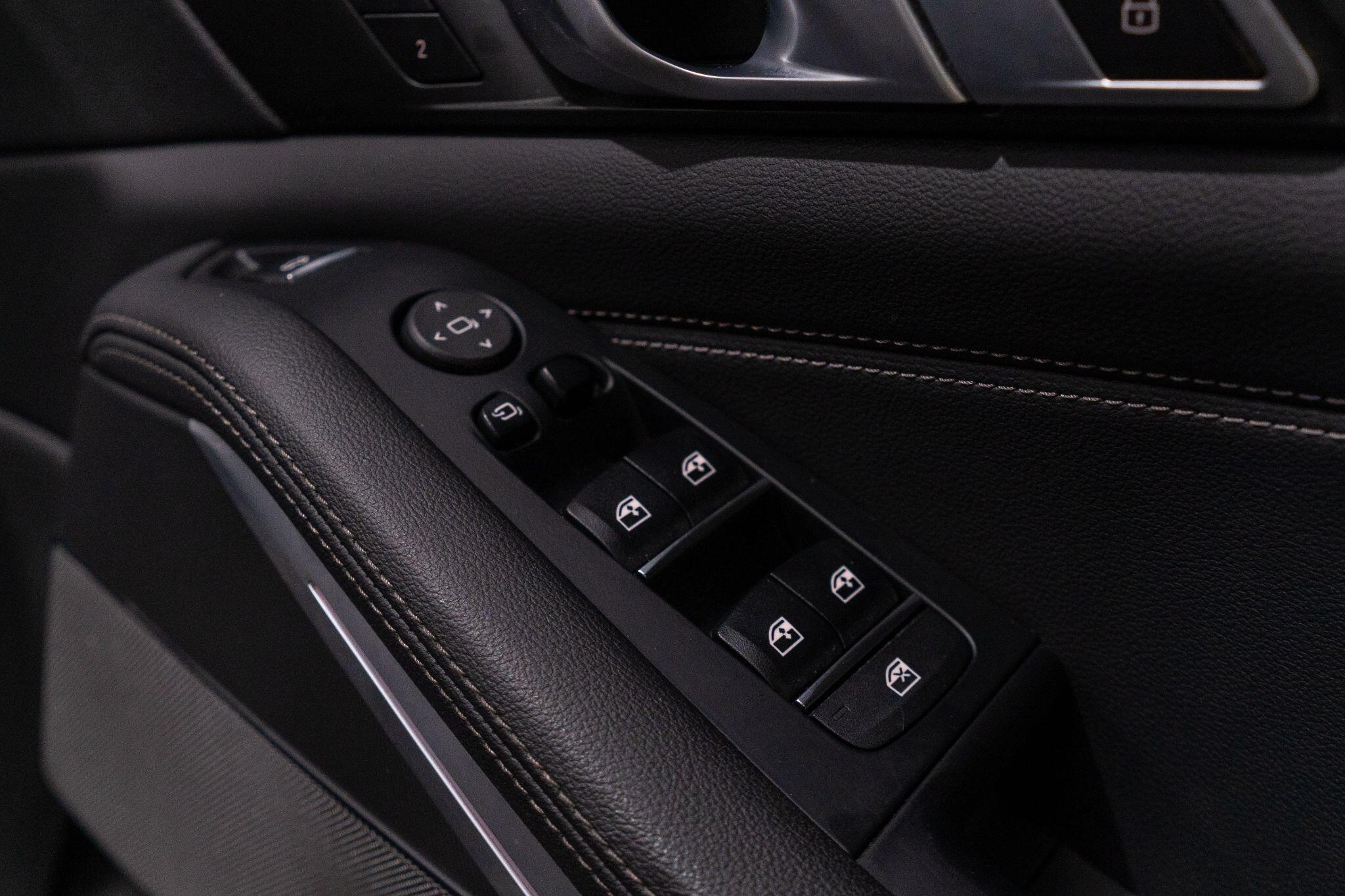 BMW X5 view 32