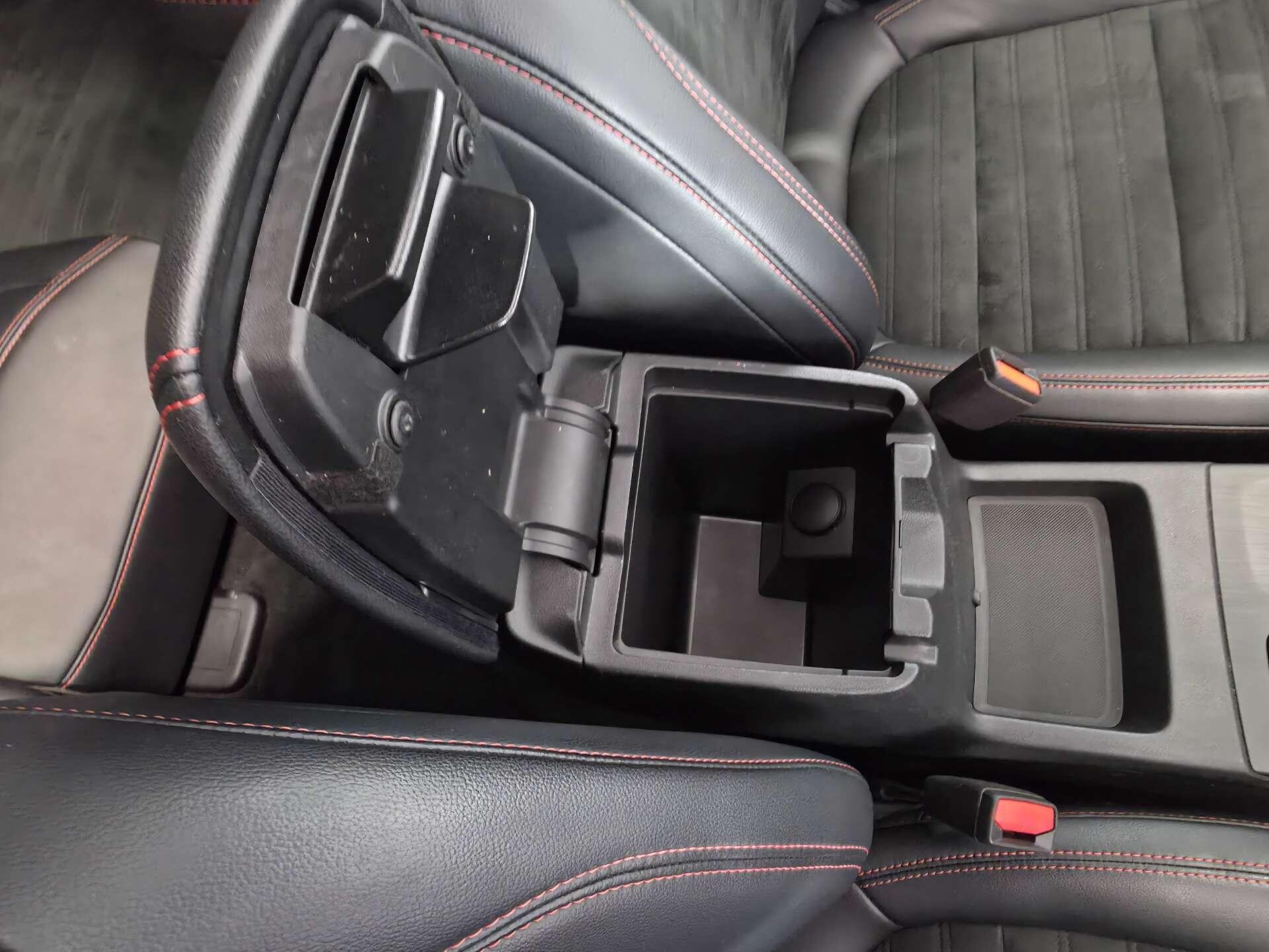 Ford Kuga view 23