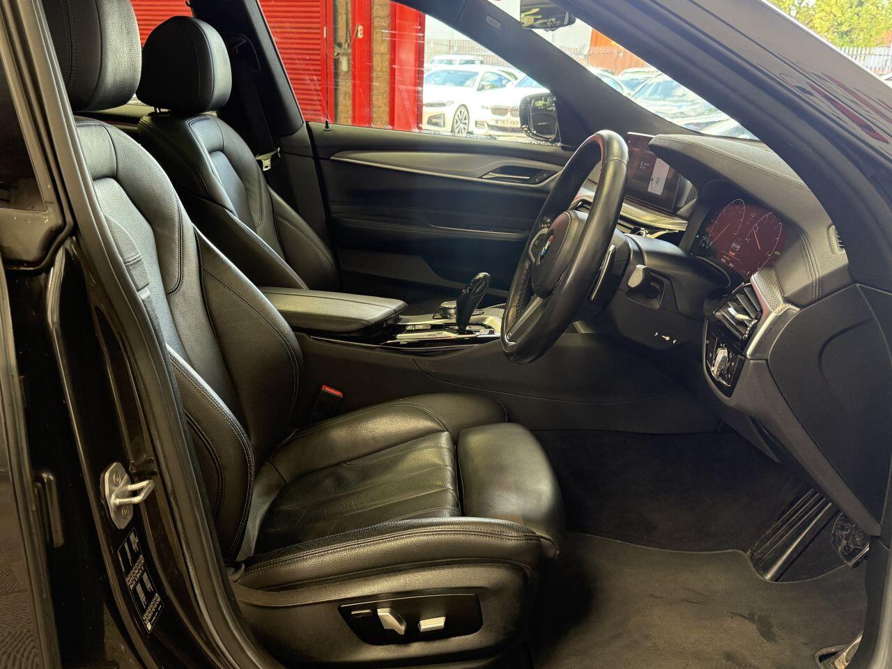 BMW 6 Series Gran Turismo view 31