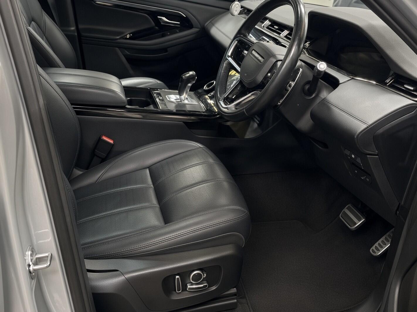 Land Rover Range Rover Evoque view 9