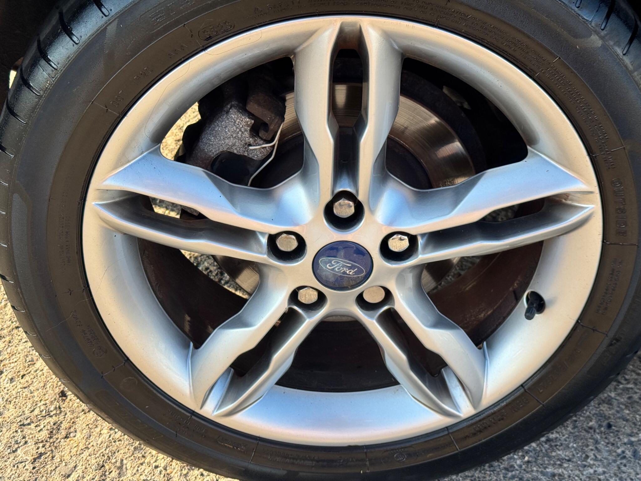 Ford C-Max view 36