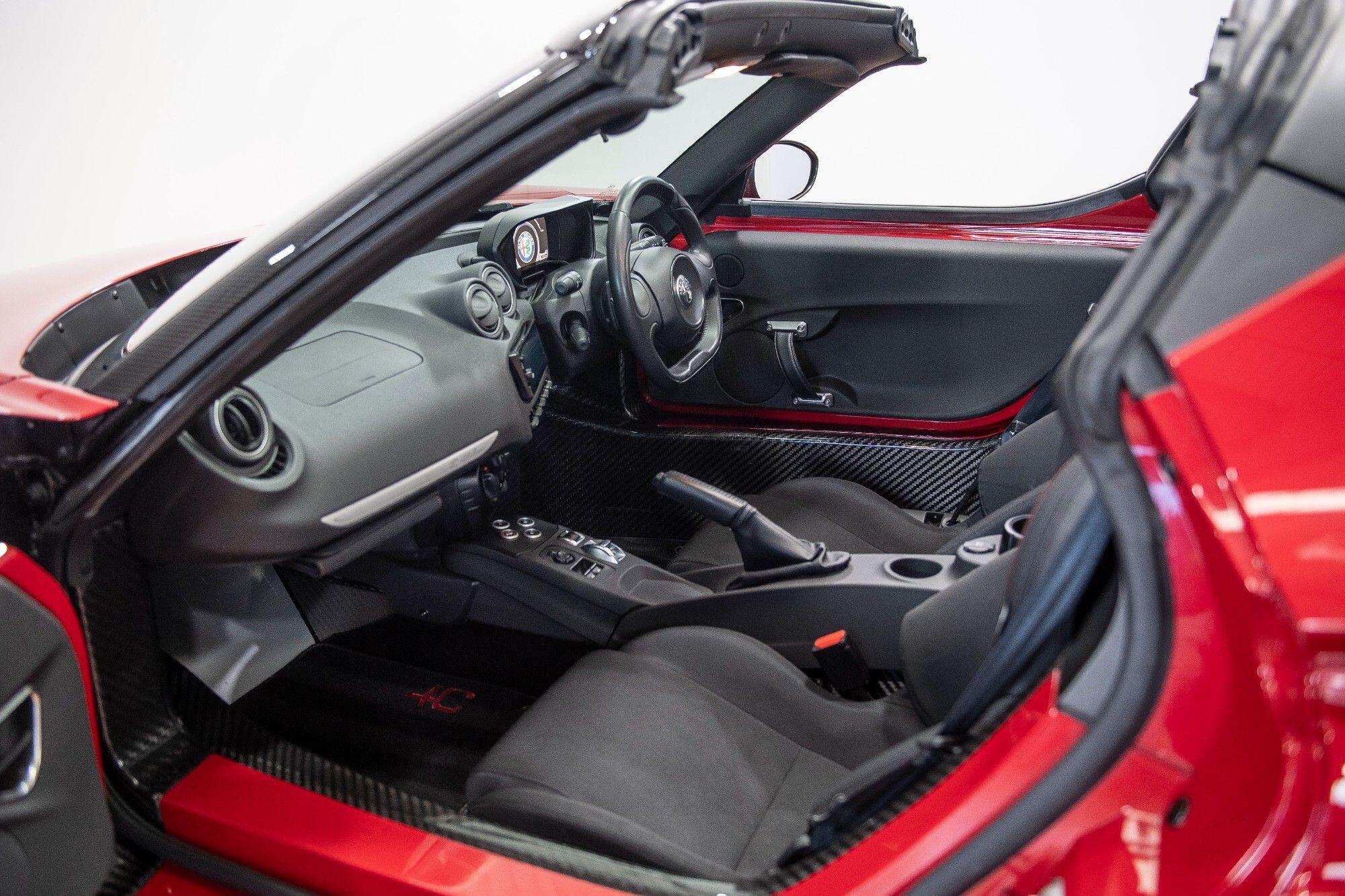 Alfa Romeo 4C view 29