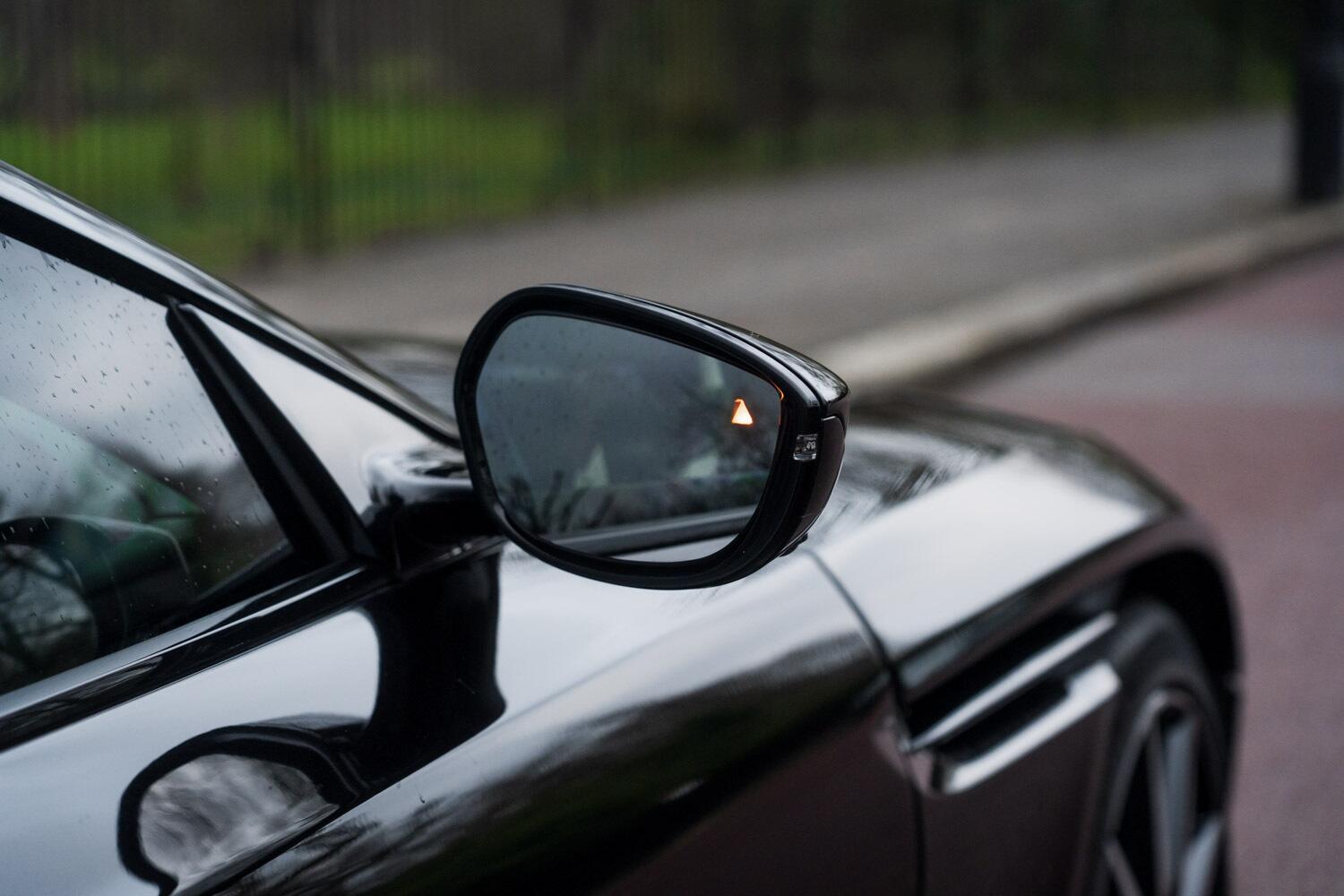 Aston Martin DB11 view 21